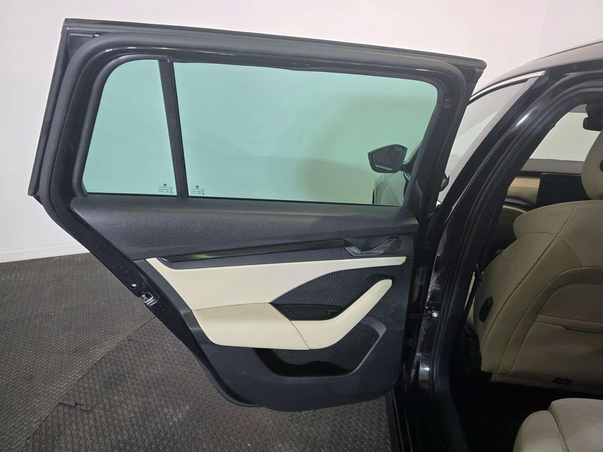 Skoda Octavia view 40