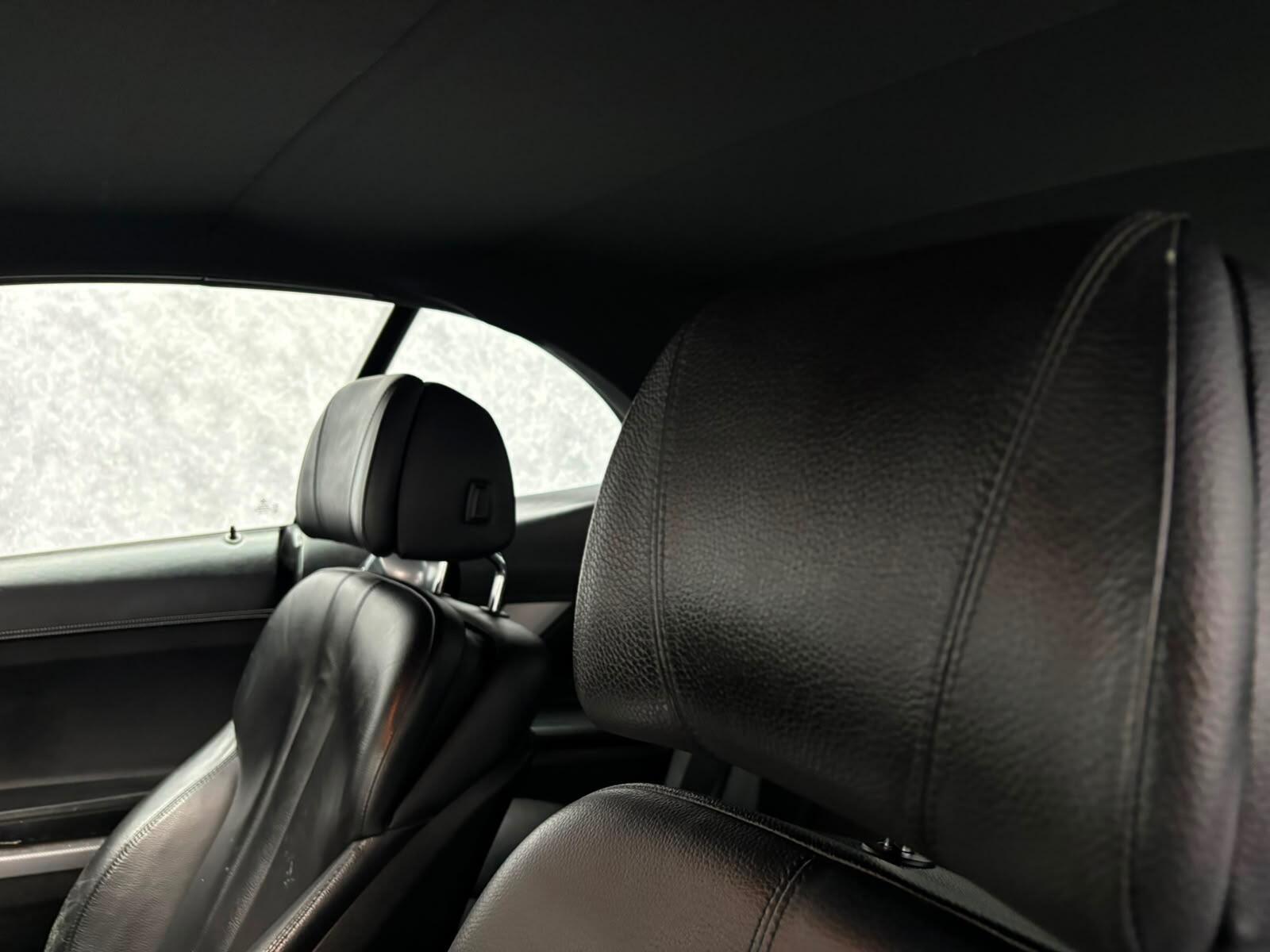 BMW 6 Series view 31