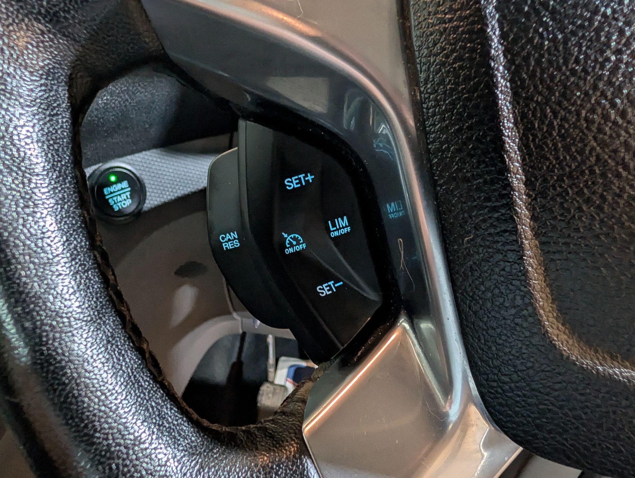 Ford Grand Tourneo Connect view 41