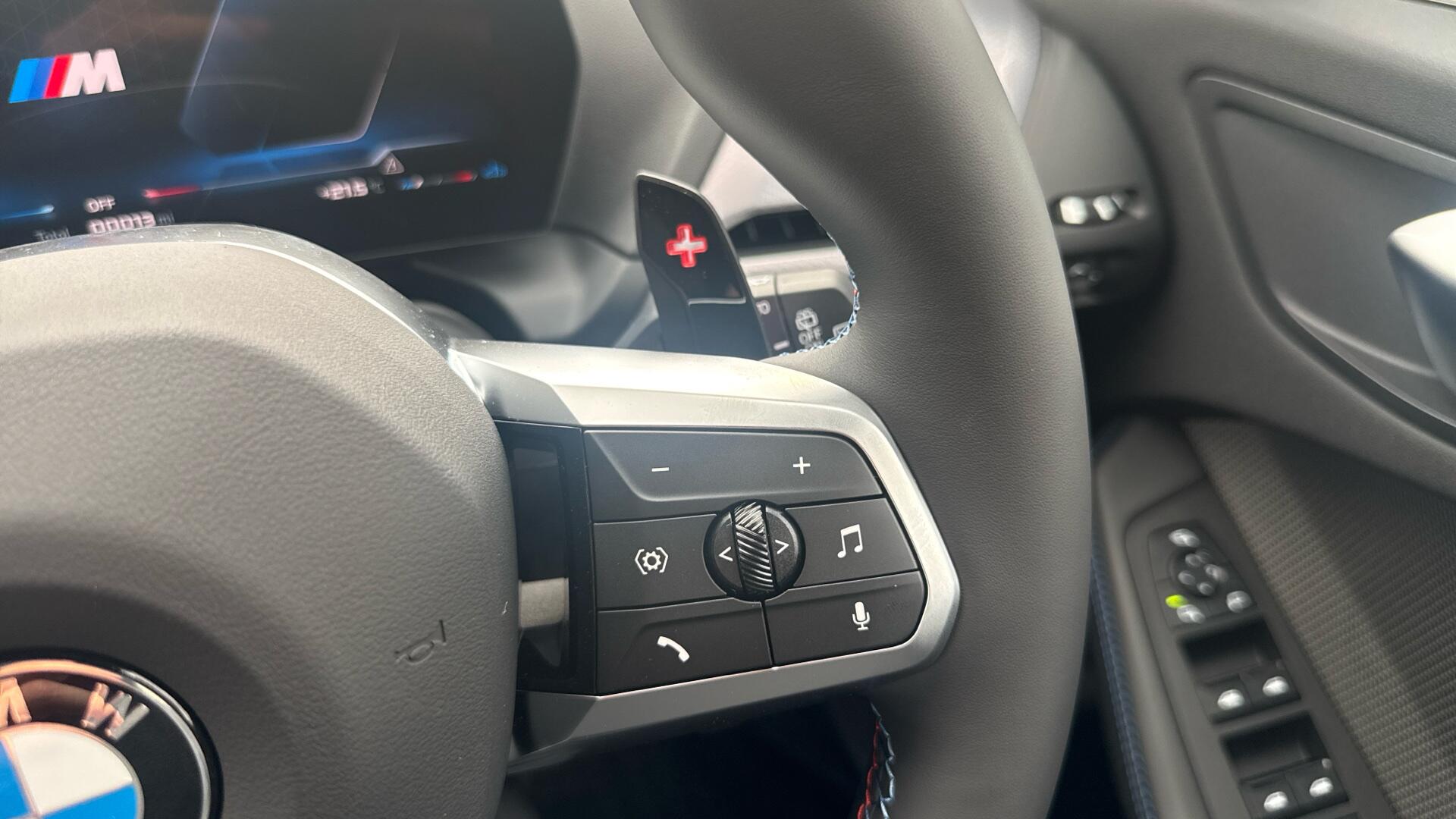 BMW 1 Series view 18