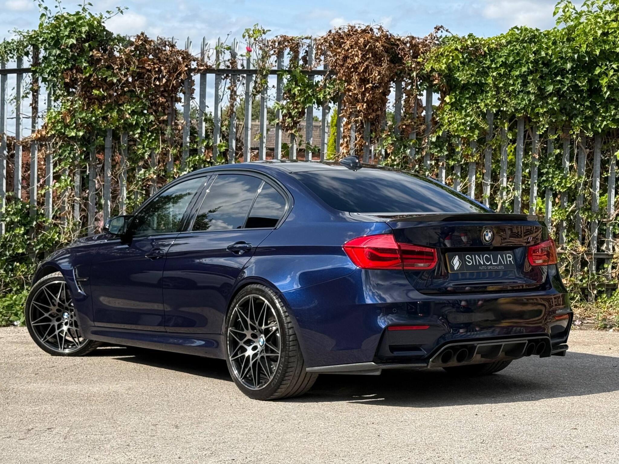 BMW M3 view 4