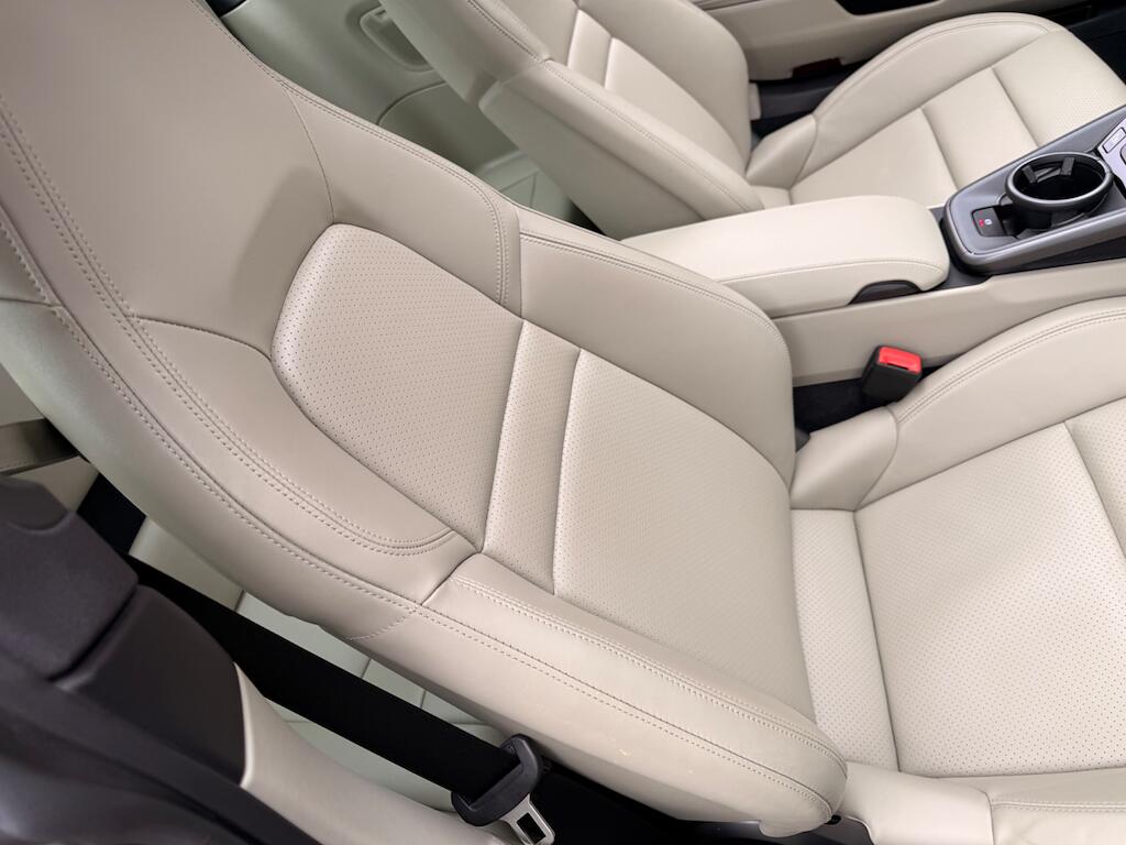 Porsche 911 view 41