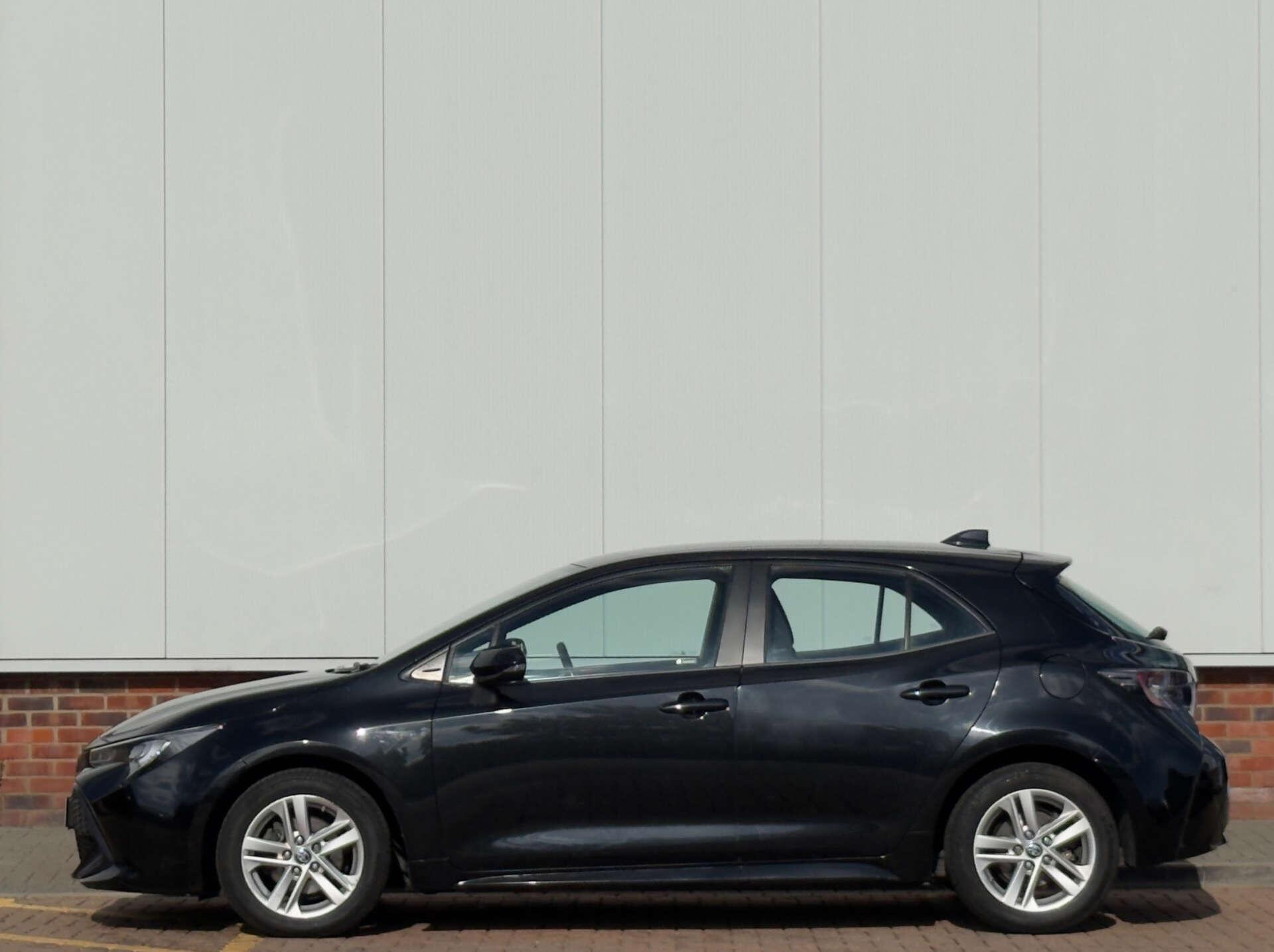 Toyota Corolla view 8