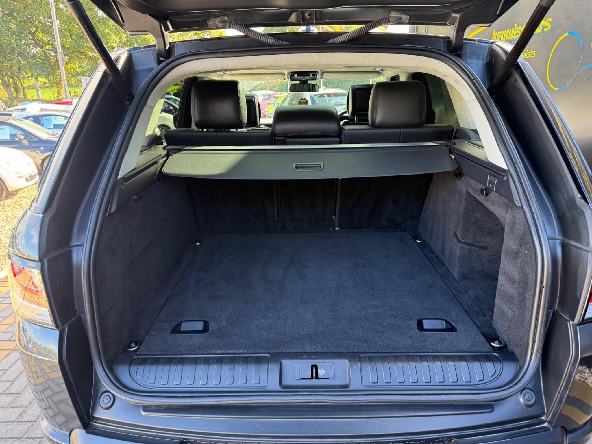 Land Rover Range Rover Sport view 24