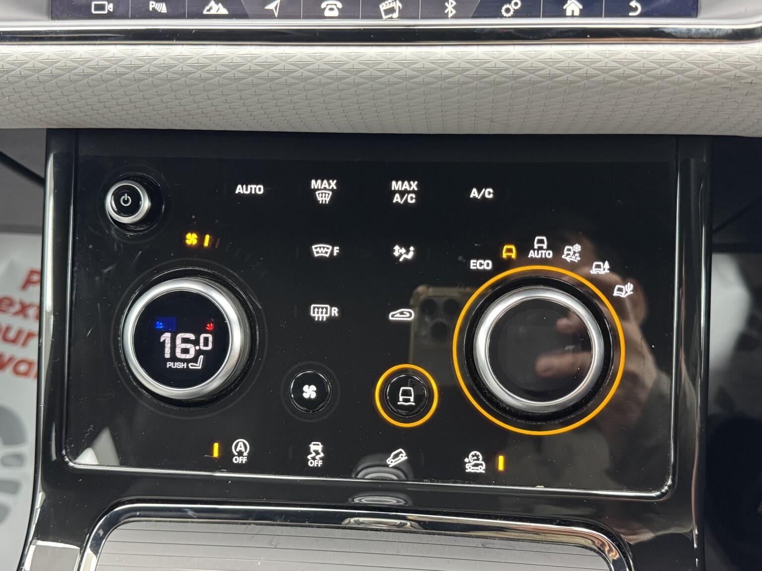 Land Rover Range Rover Evoque view 12