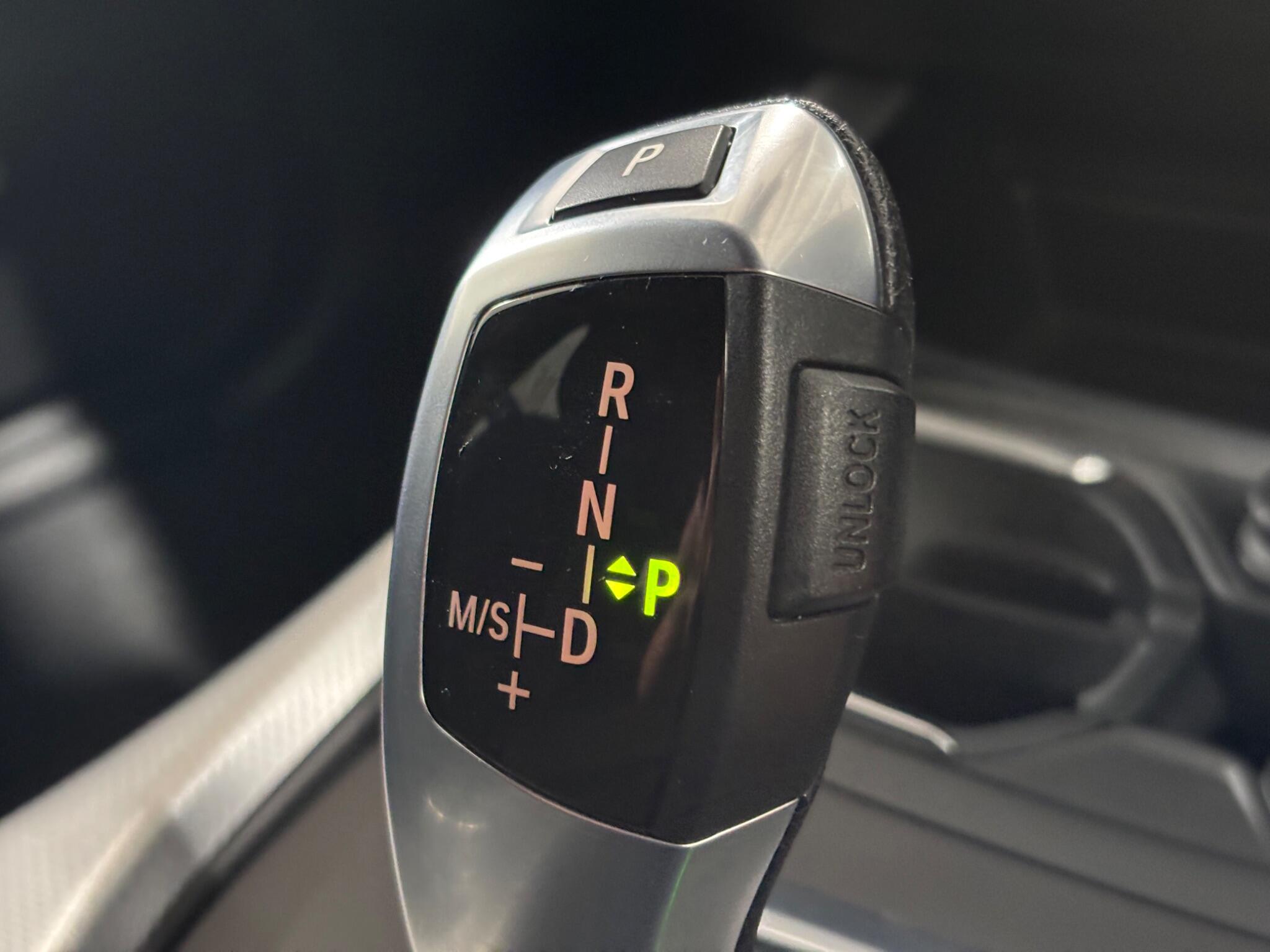 BMW 1 Series view 36