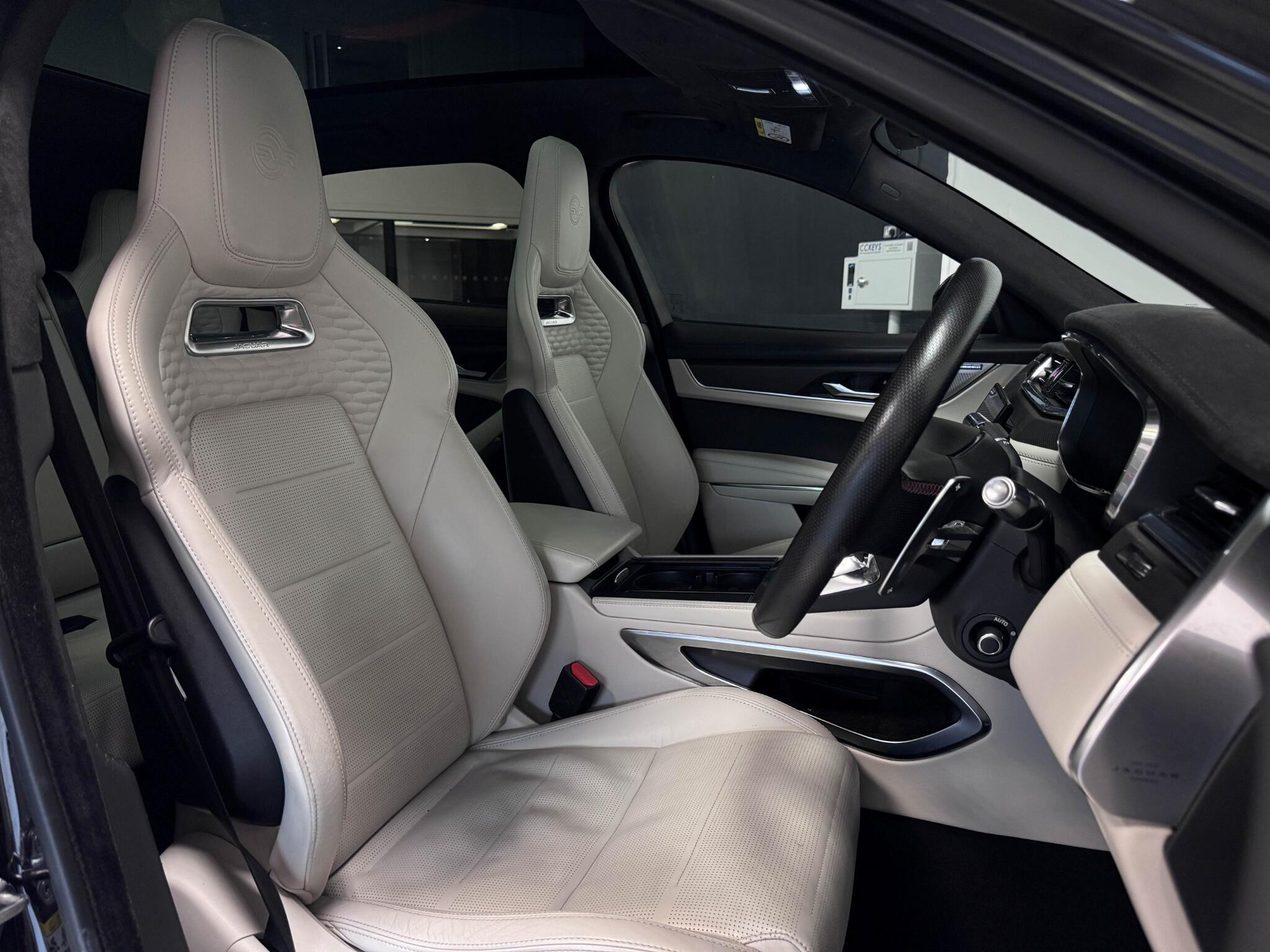 Jaguar F-Pace view 26