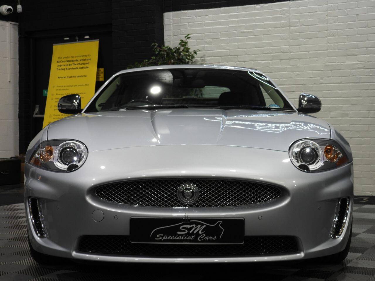 Jaguar XK view 9