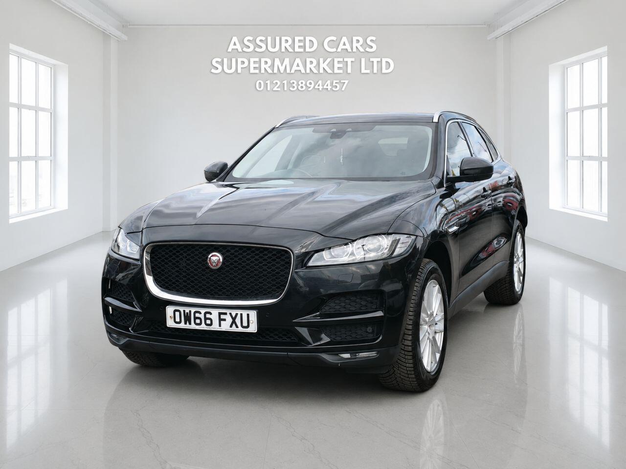Jaguar F-Pace view 4