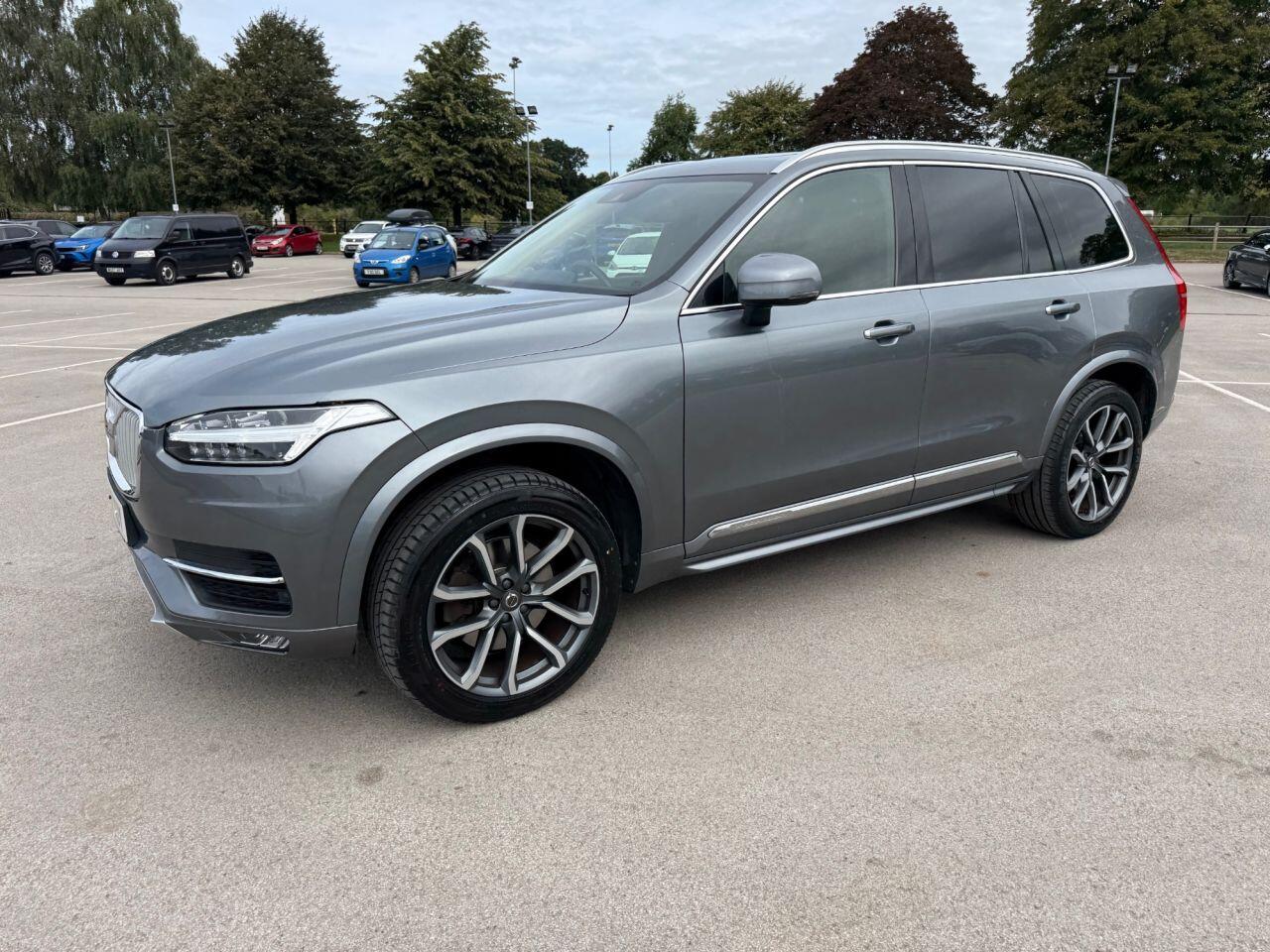 Volvo XC90 view 23