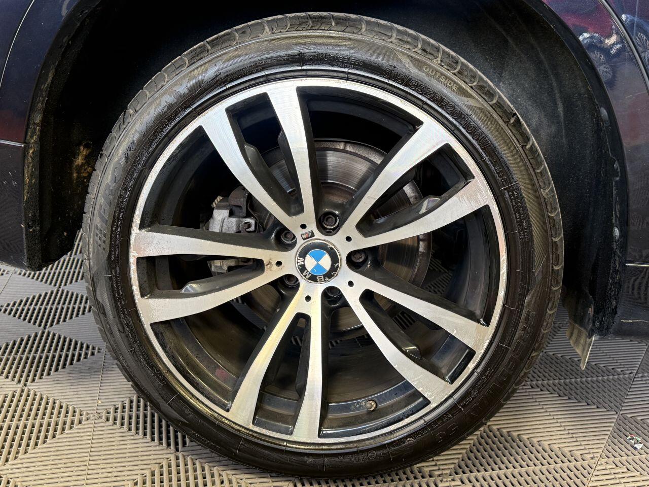 BMW X6 view 20