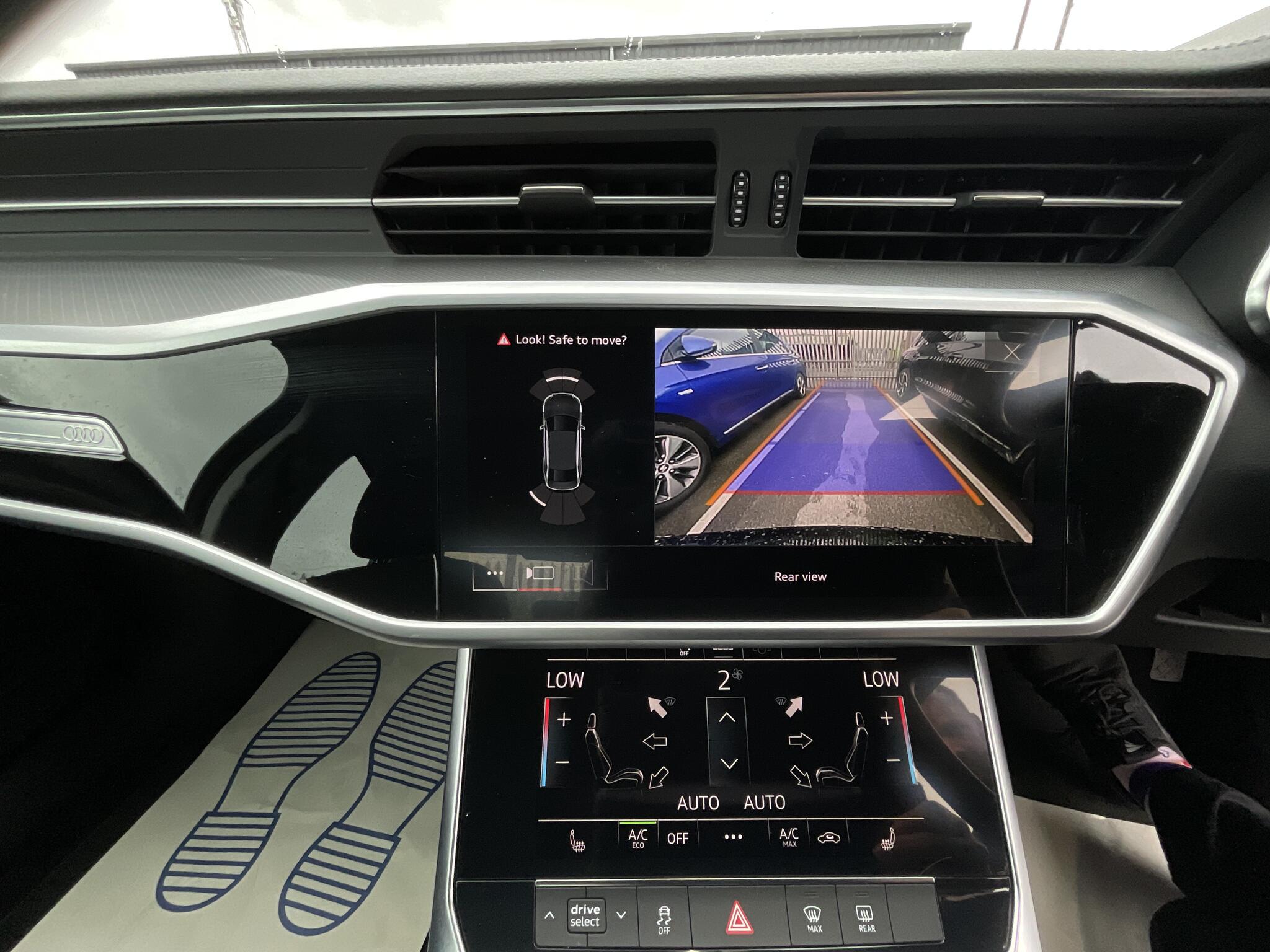 Audi A6 view 46