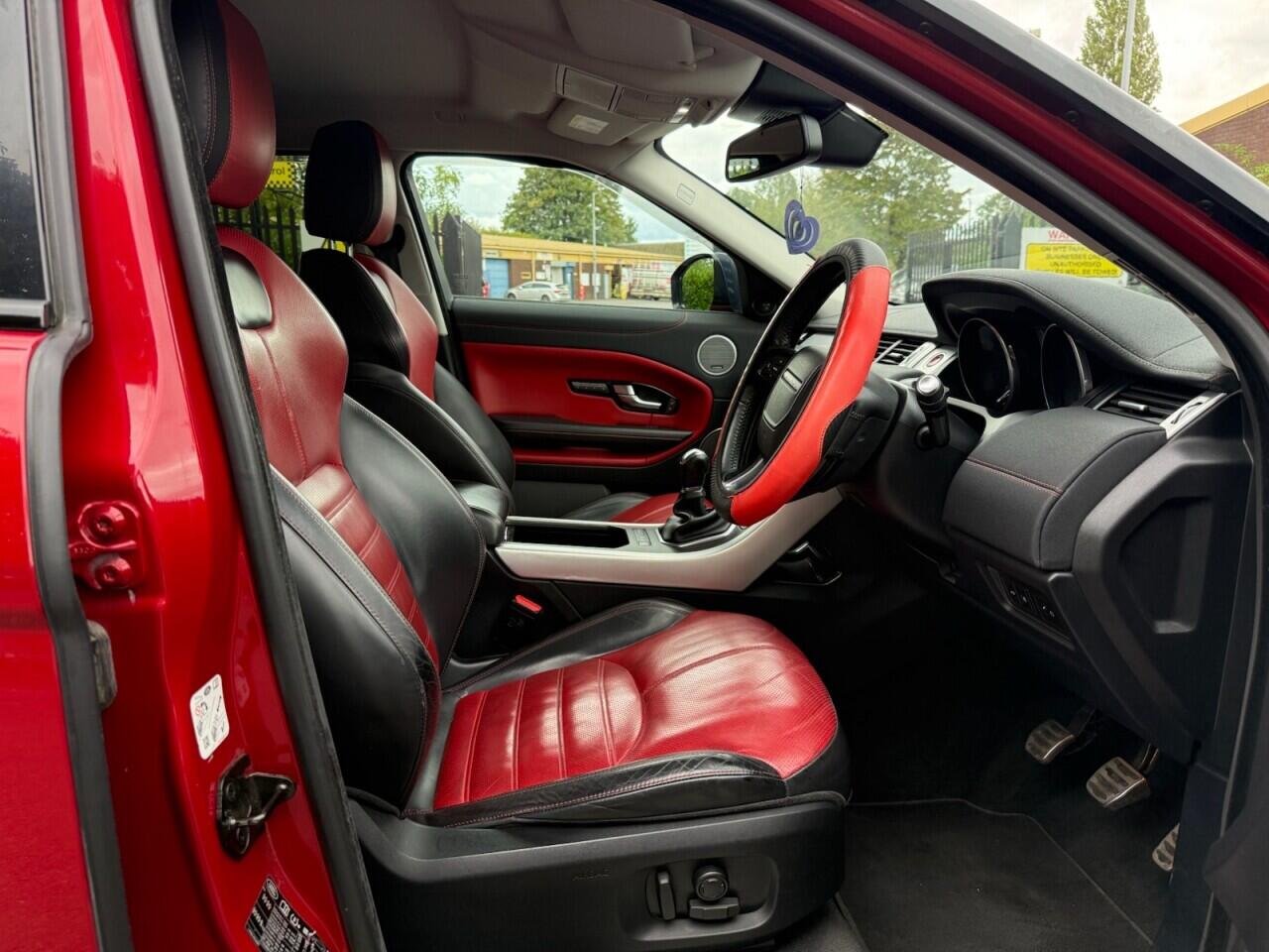Land Rover Range Rover Evoque view 13