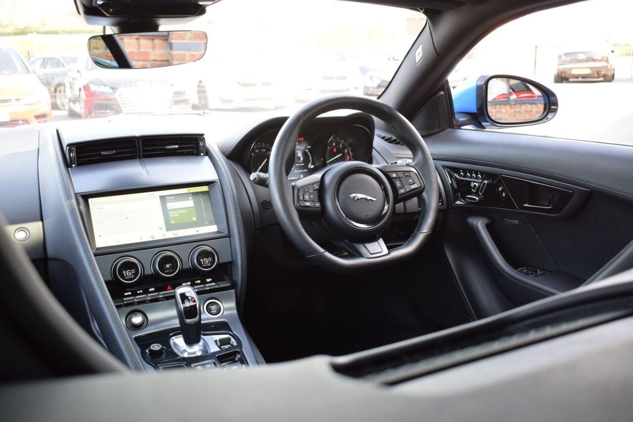 Jaguar F-Type view 33