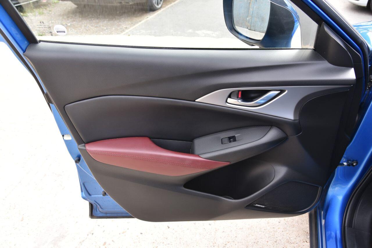 Mazda CX-3 view 56
