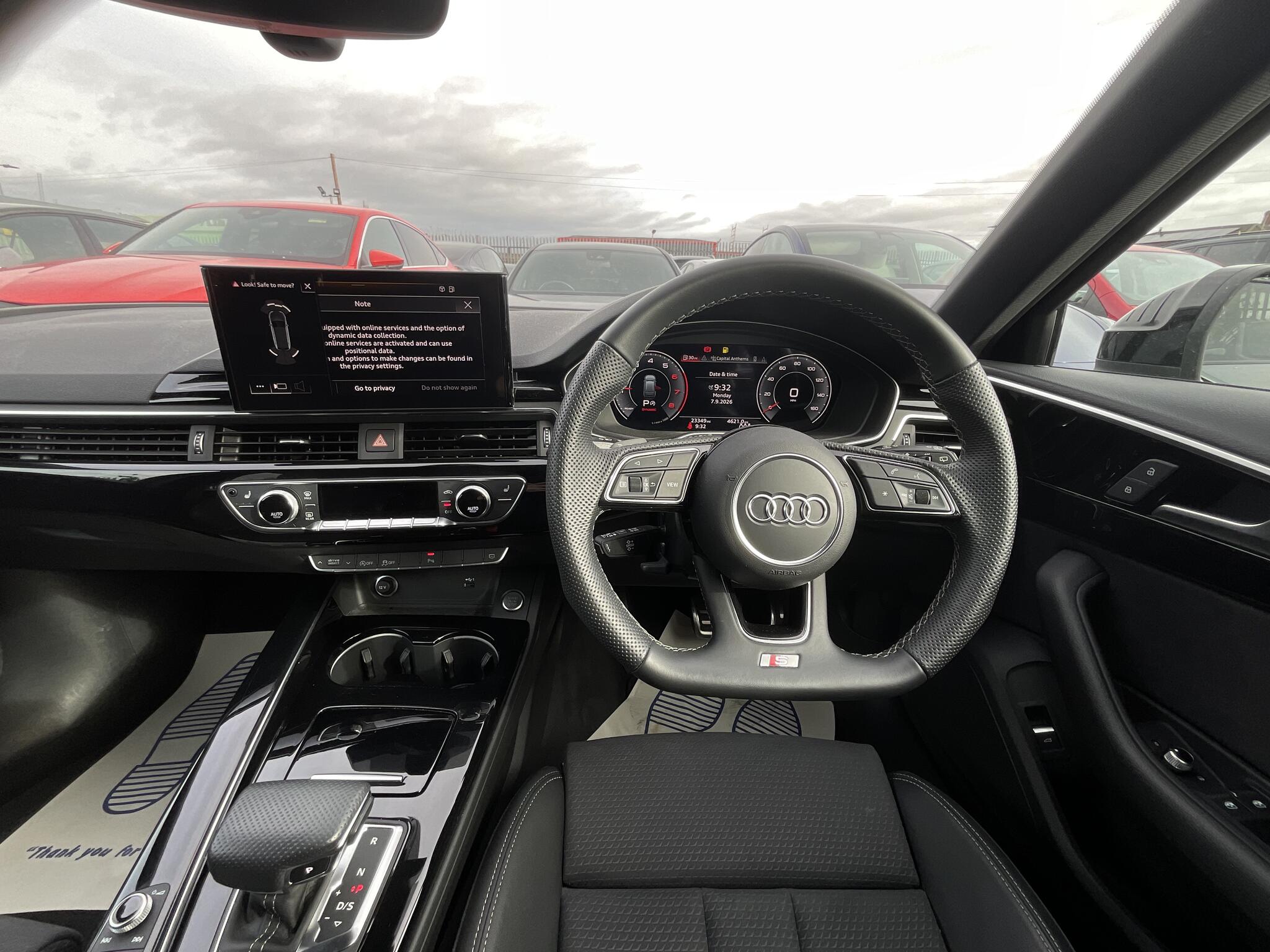 Audi A4 view 6