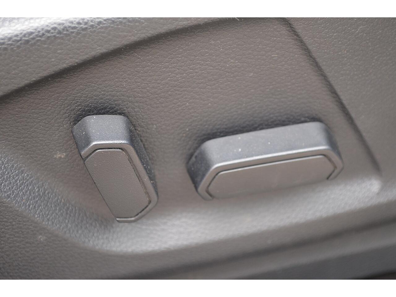 Ford Ranger view 35