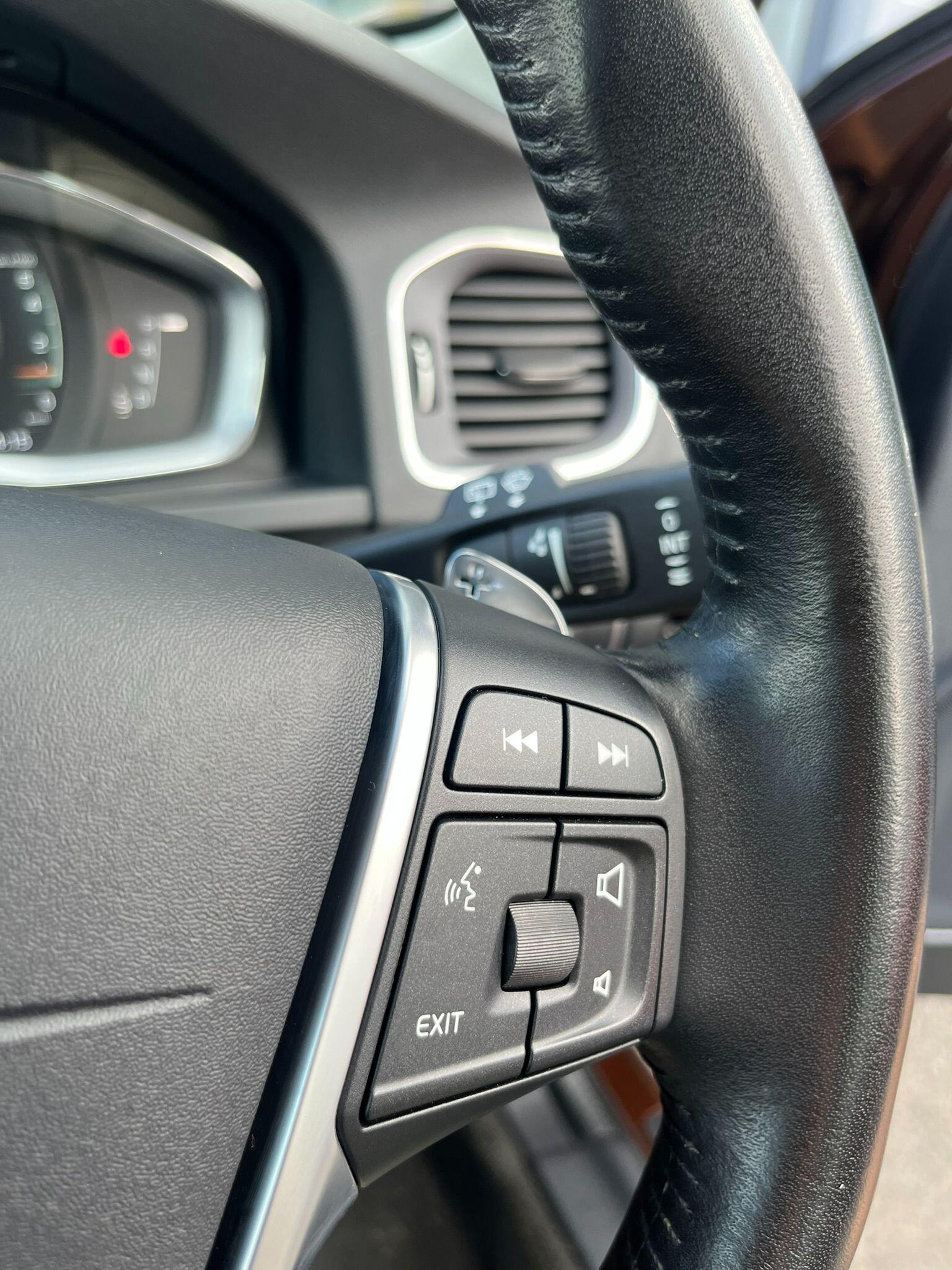 Volvo V60 view 17