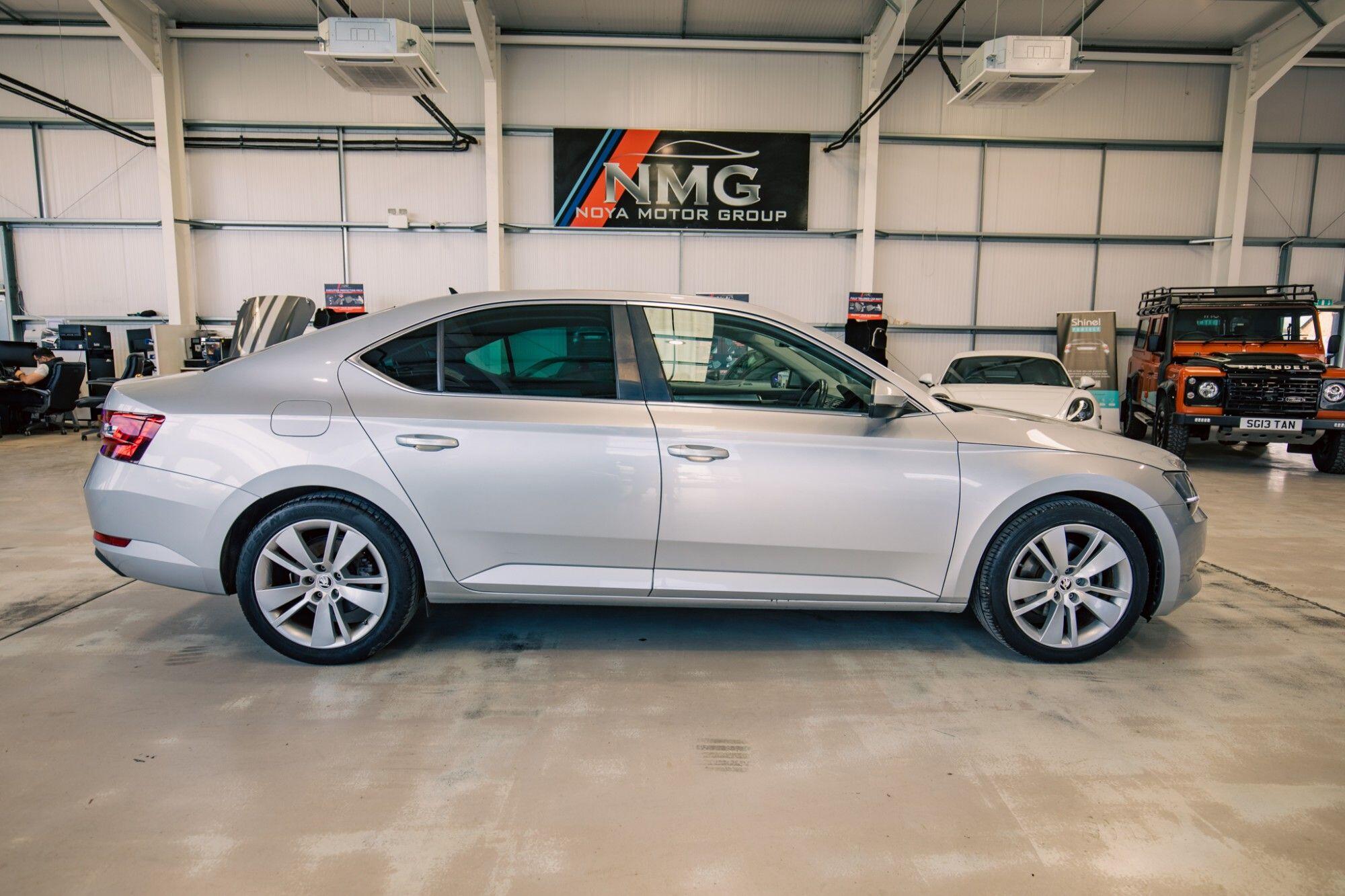 Skoda Superb view 20