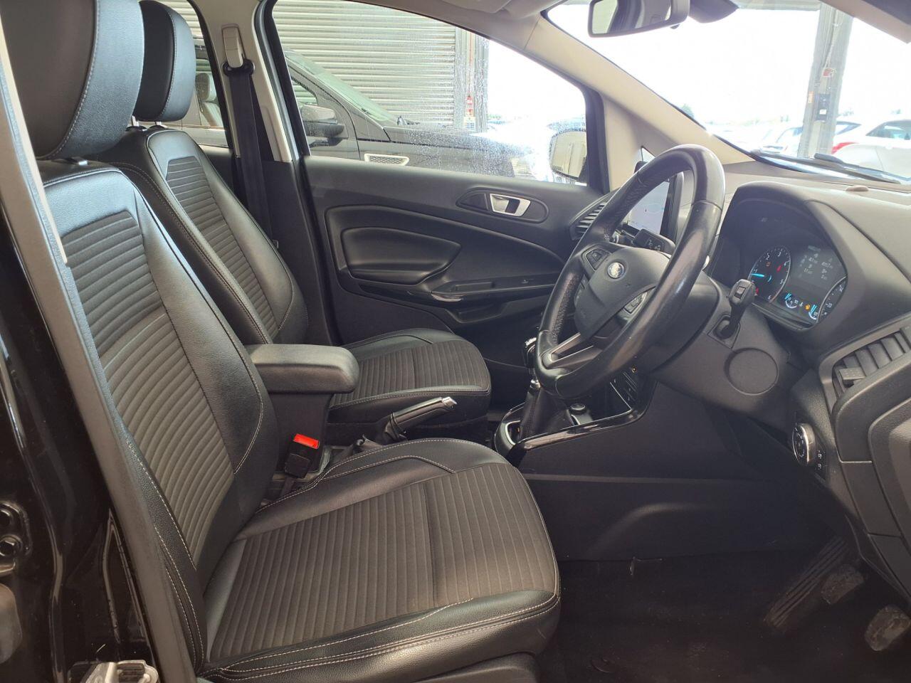 Ford Ecosport view 10