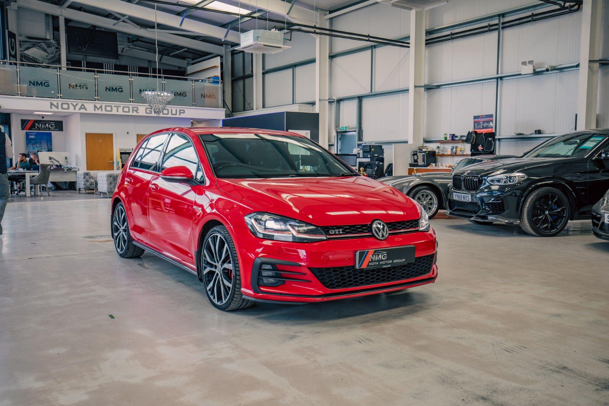 Volkswagen Golf view 24