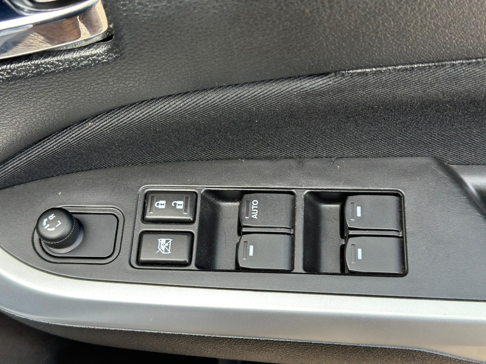 Suzuki Vitara view 59