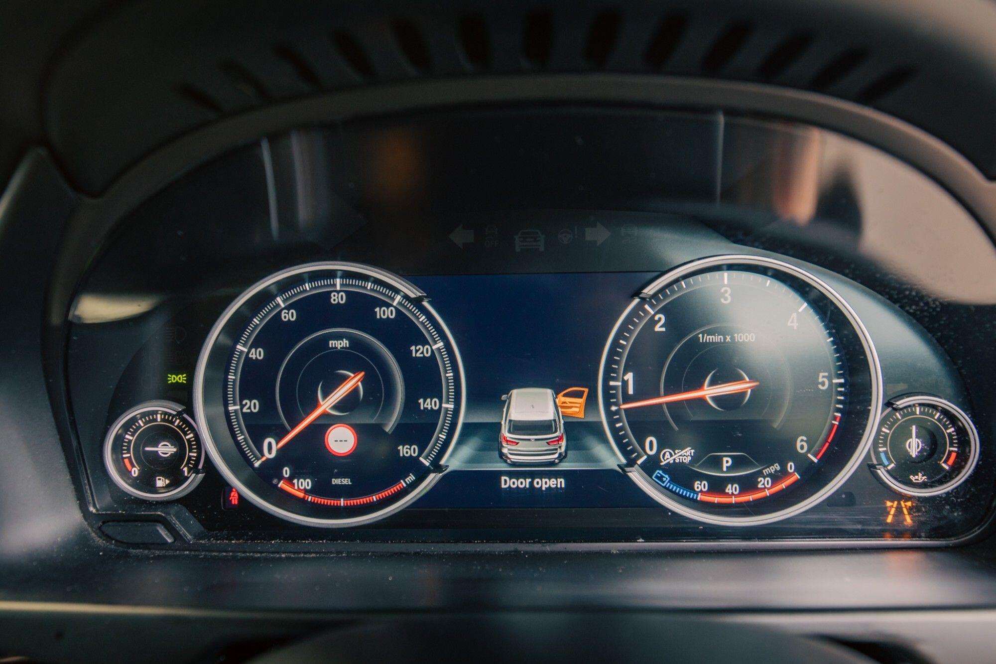 BMW X5 view 20