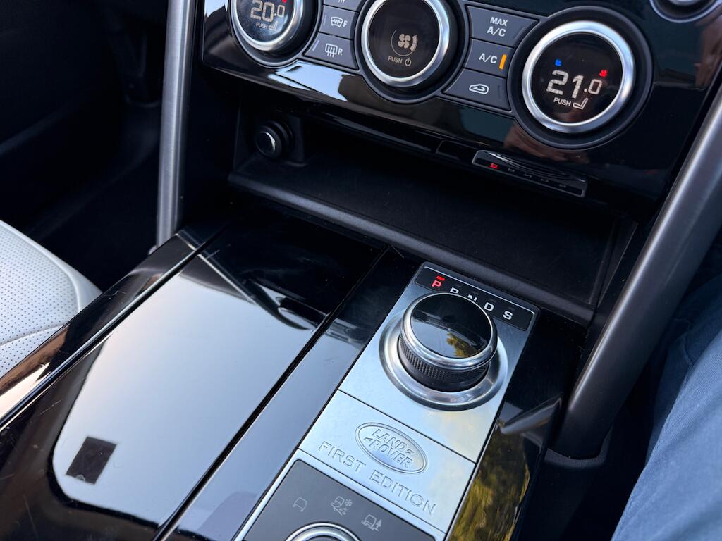 Land Rover Discovery view 41