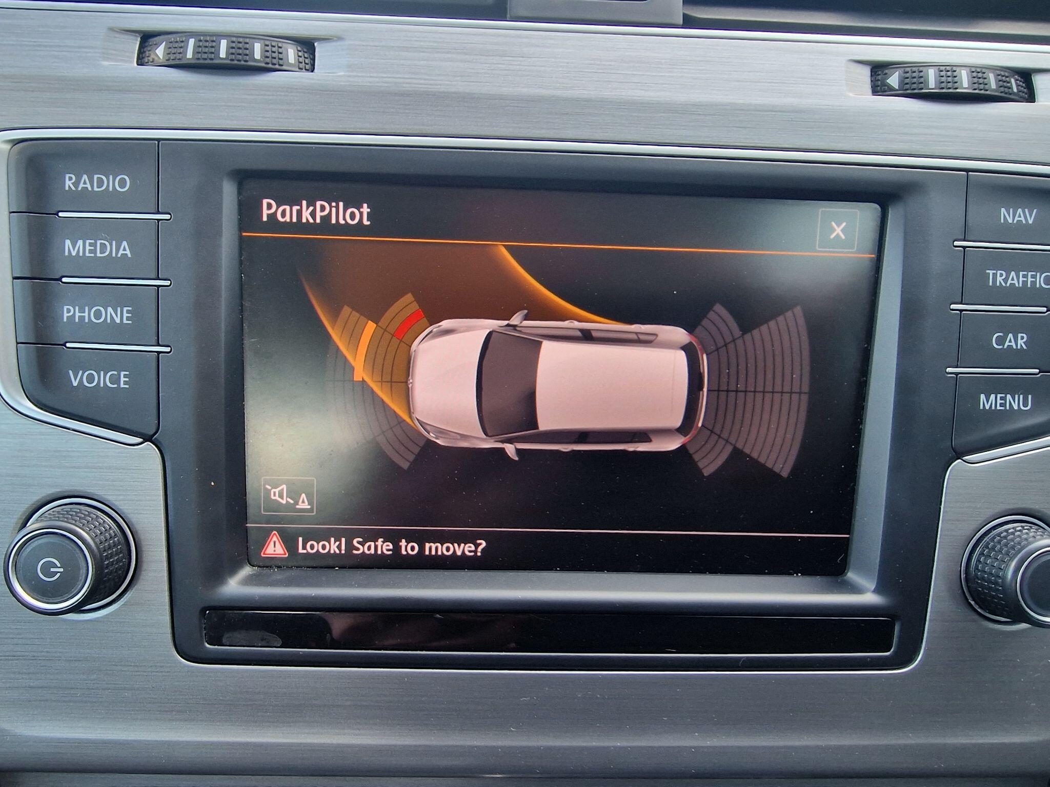 Volkswagen Golf view 43