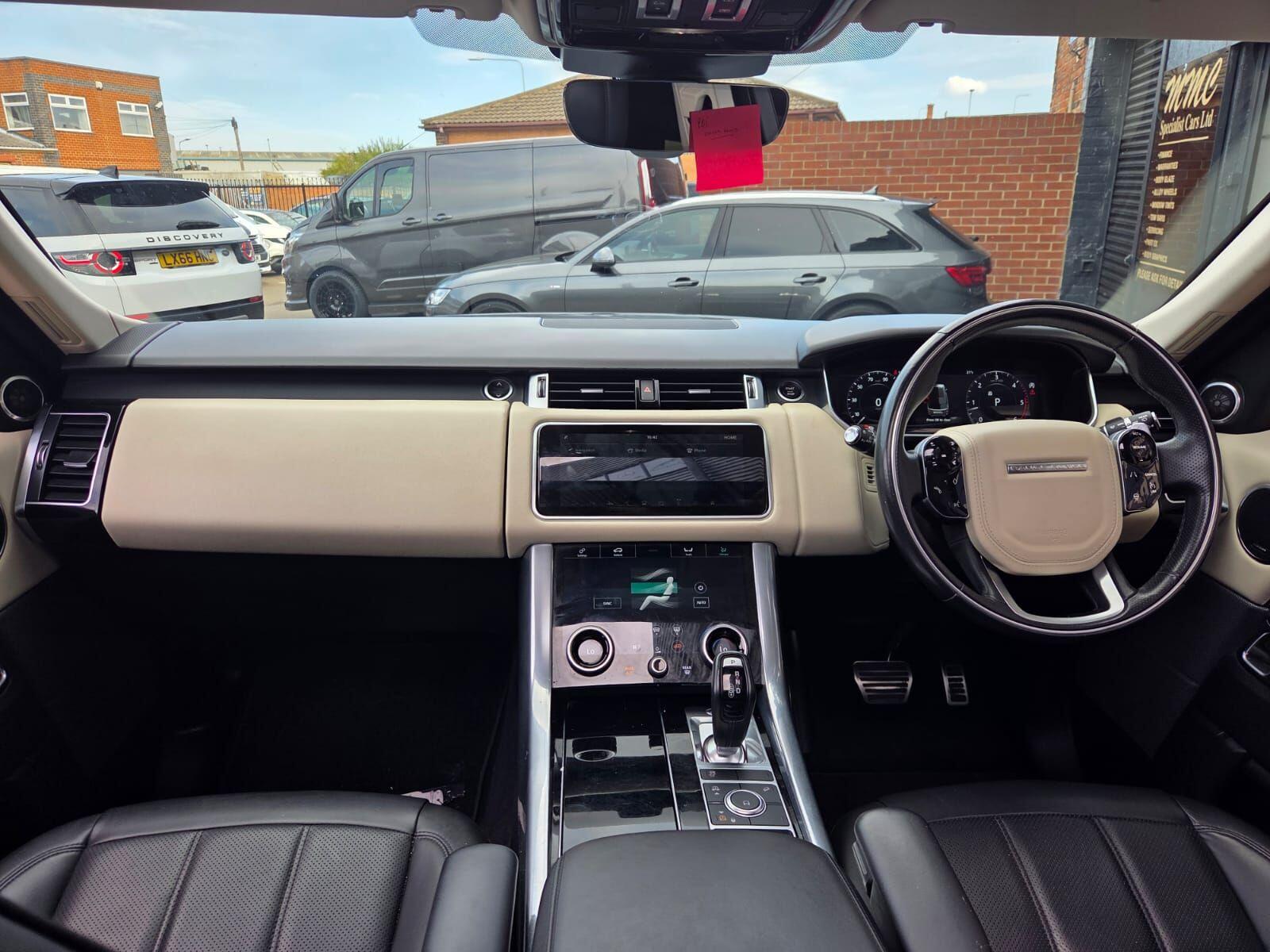 Land Rover Range Rover Sport view 5