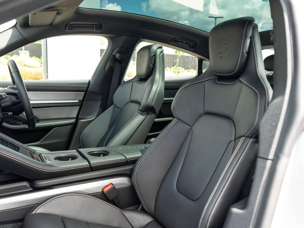 Porsche Taycan view 20