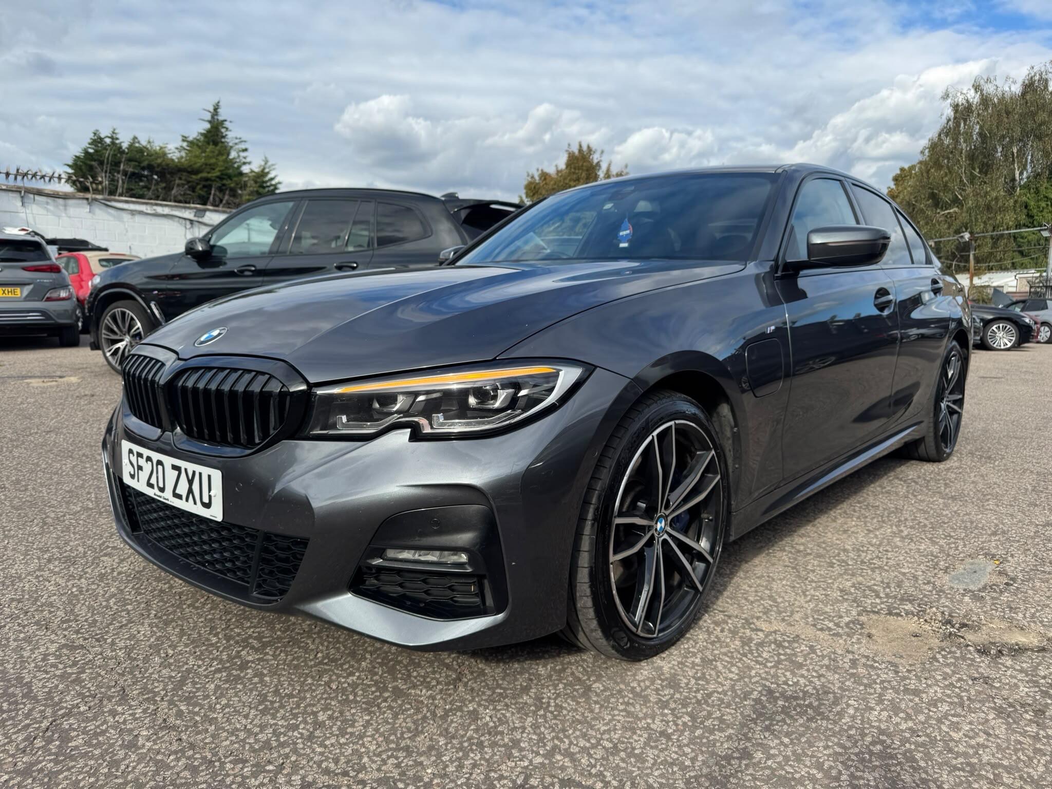 BMW 3 Series view 2