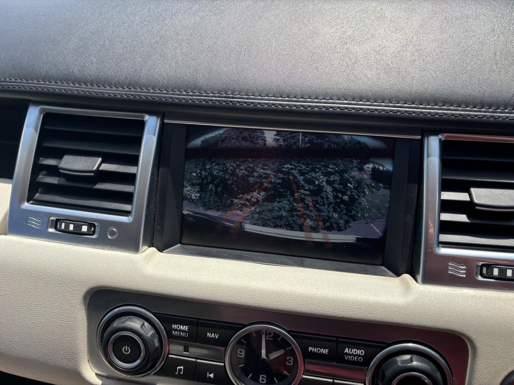 Land Rover Range Rover Sport view 28