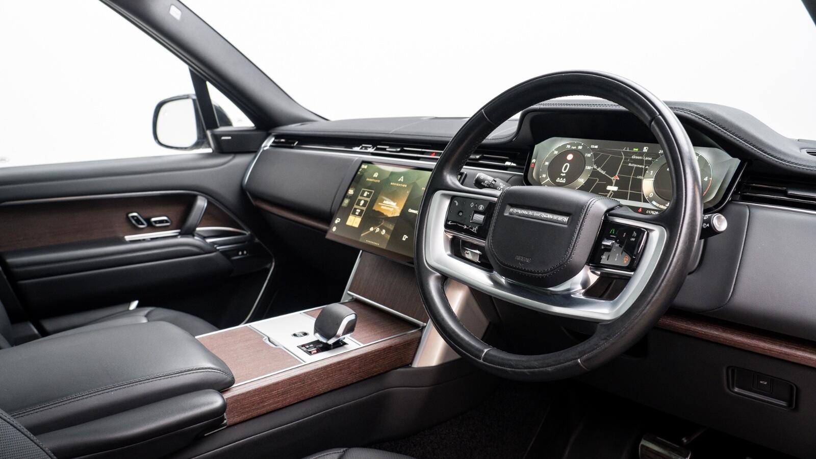 Land Rover Range Rover view 23