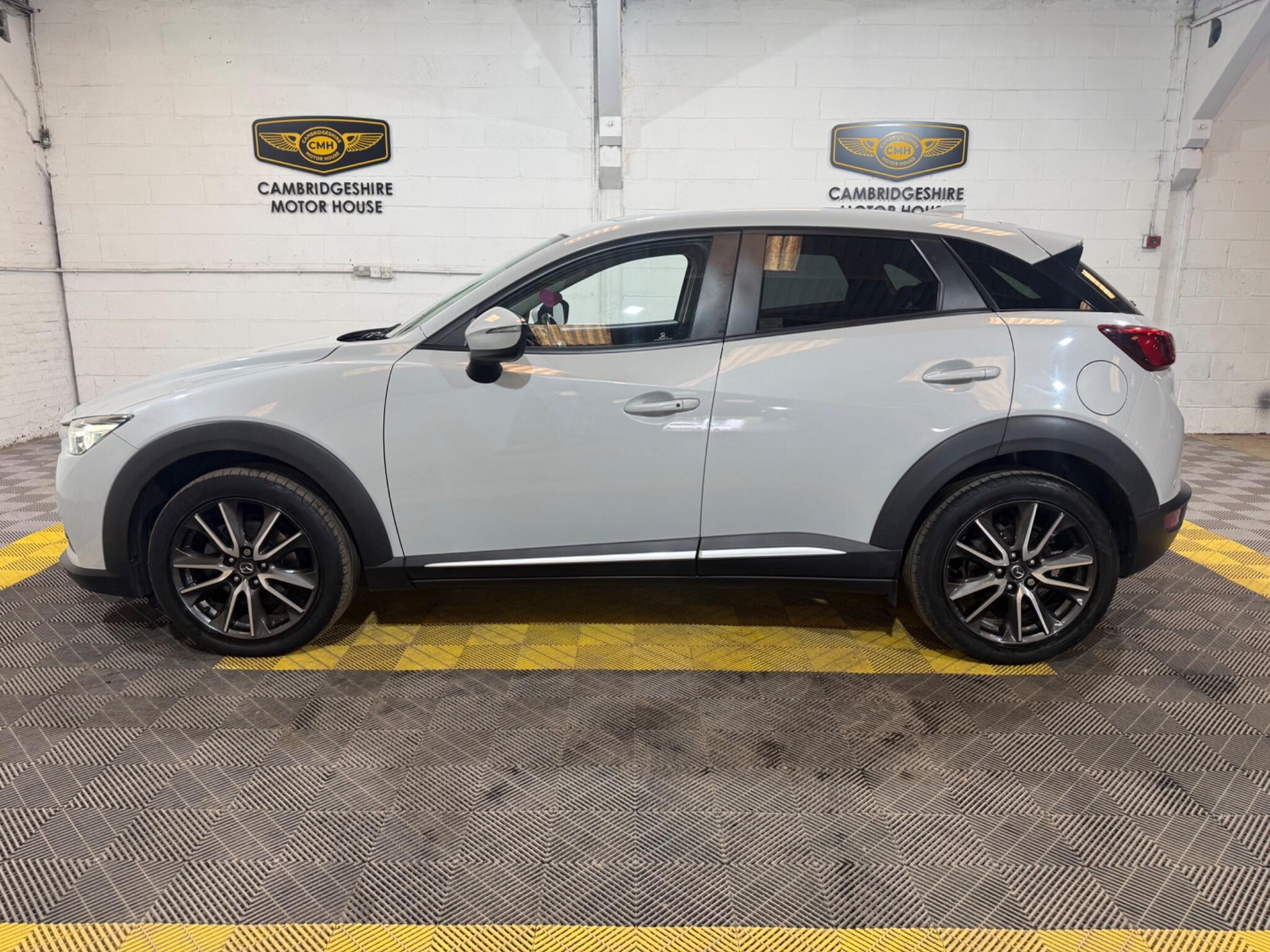 Mazda Skyactiv-G view 10