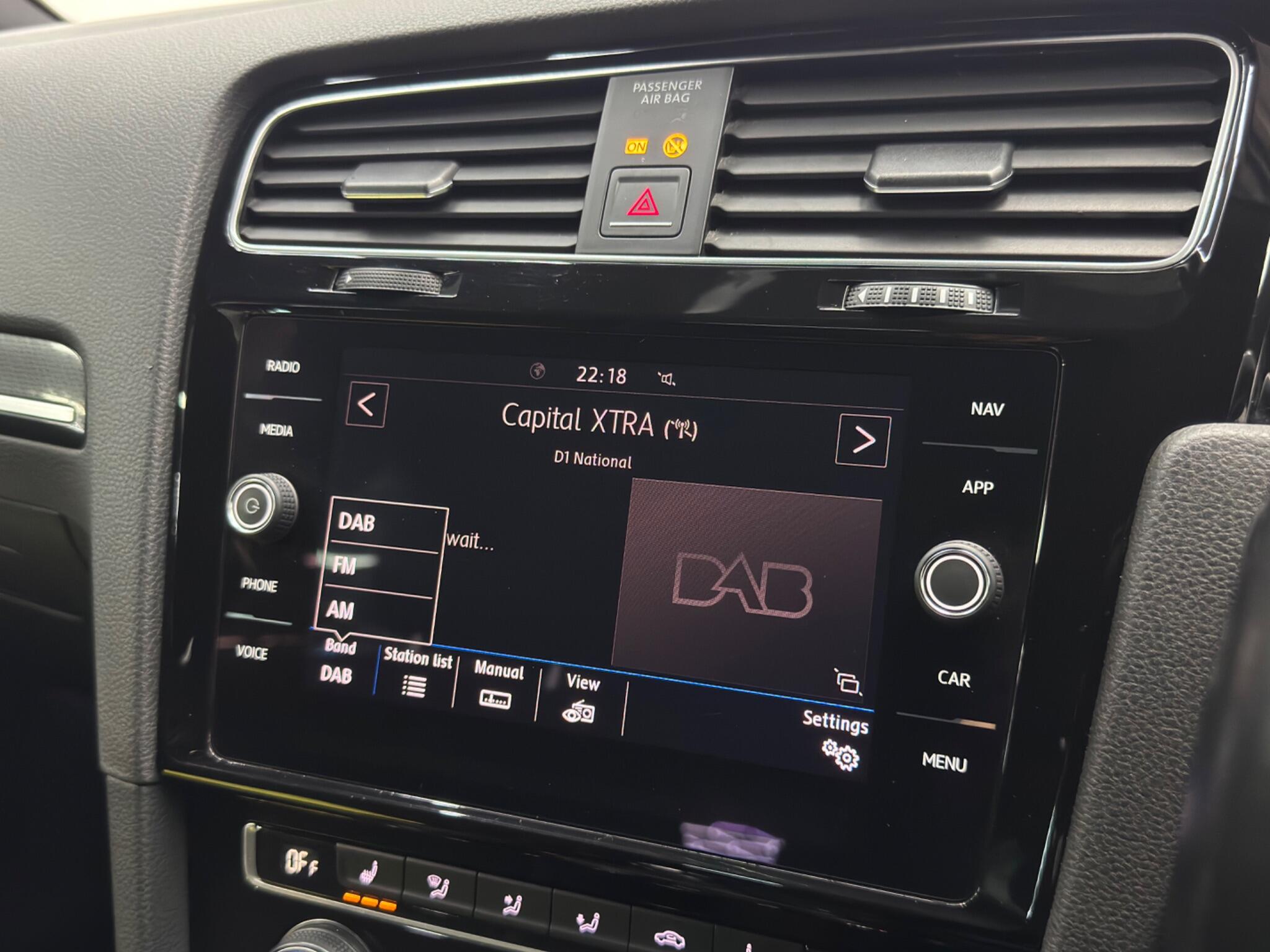Volkswagen Golf view 28