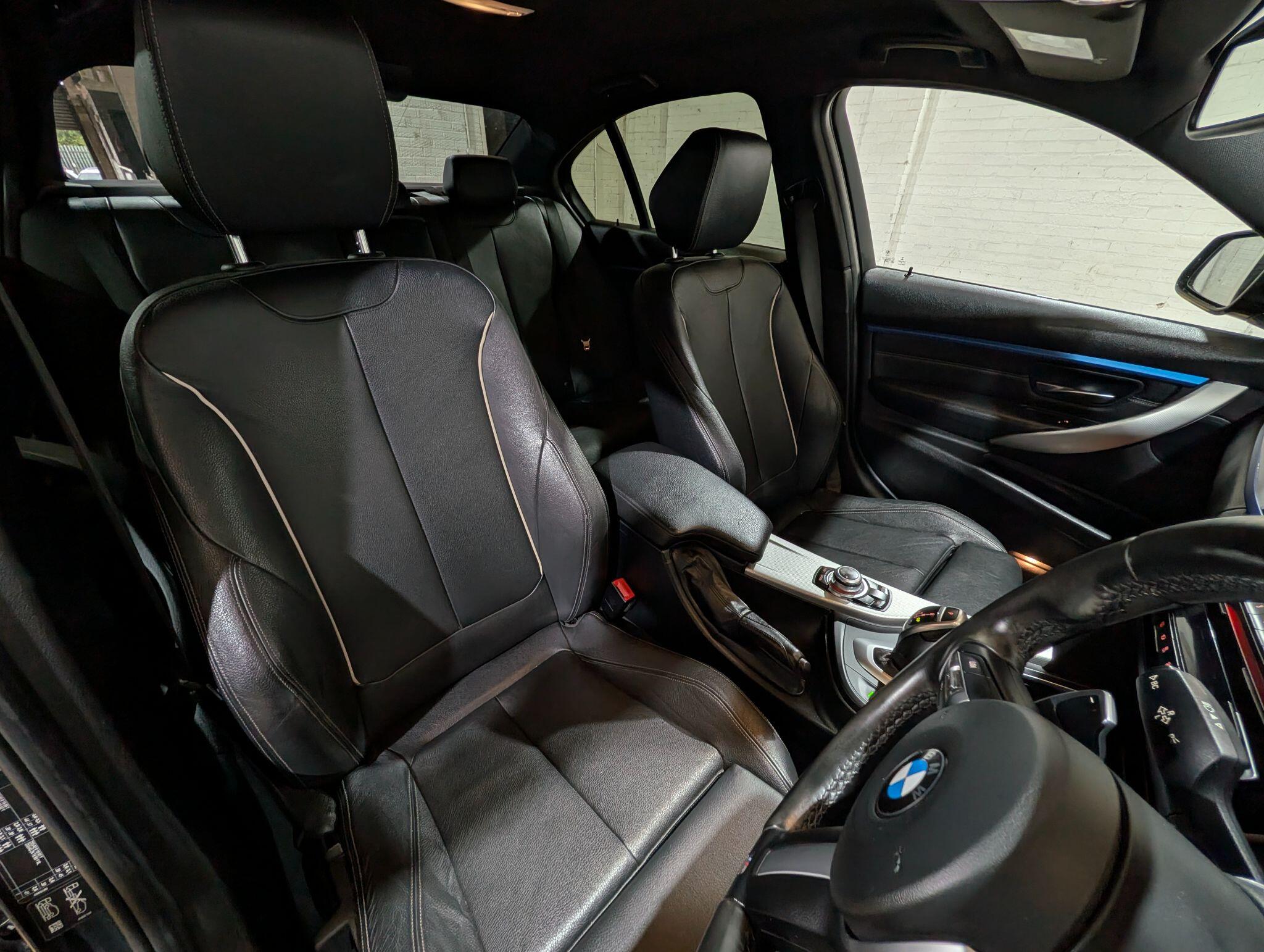 BMW 3 Series view 21