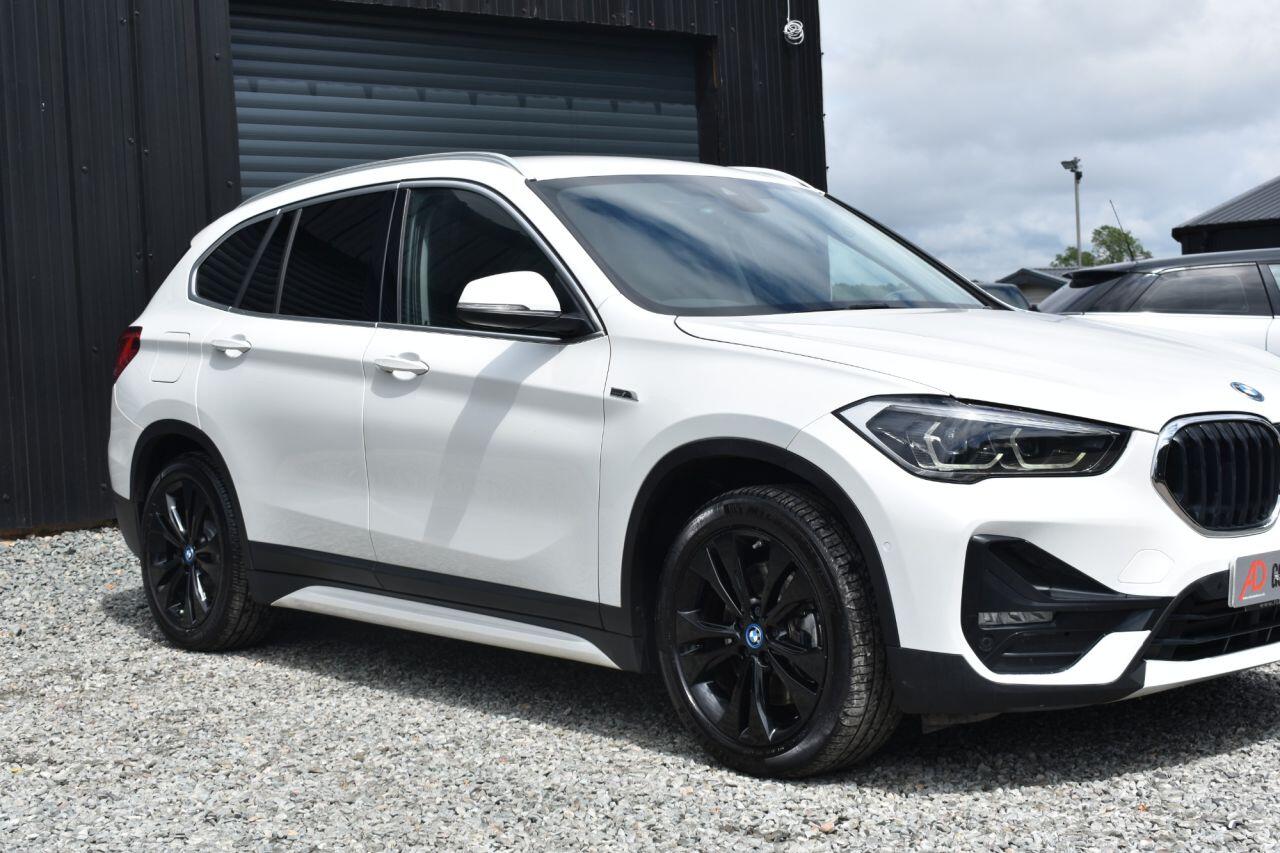 BMW X1 view 8