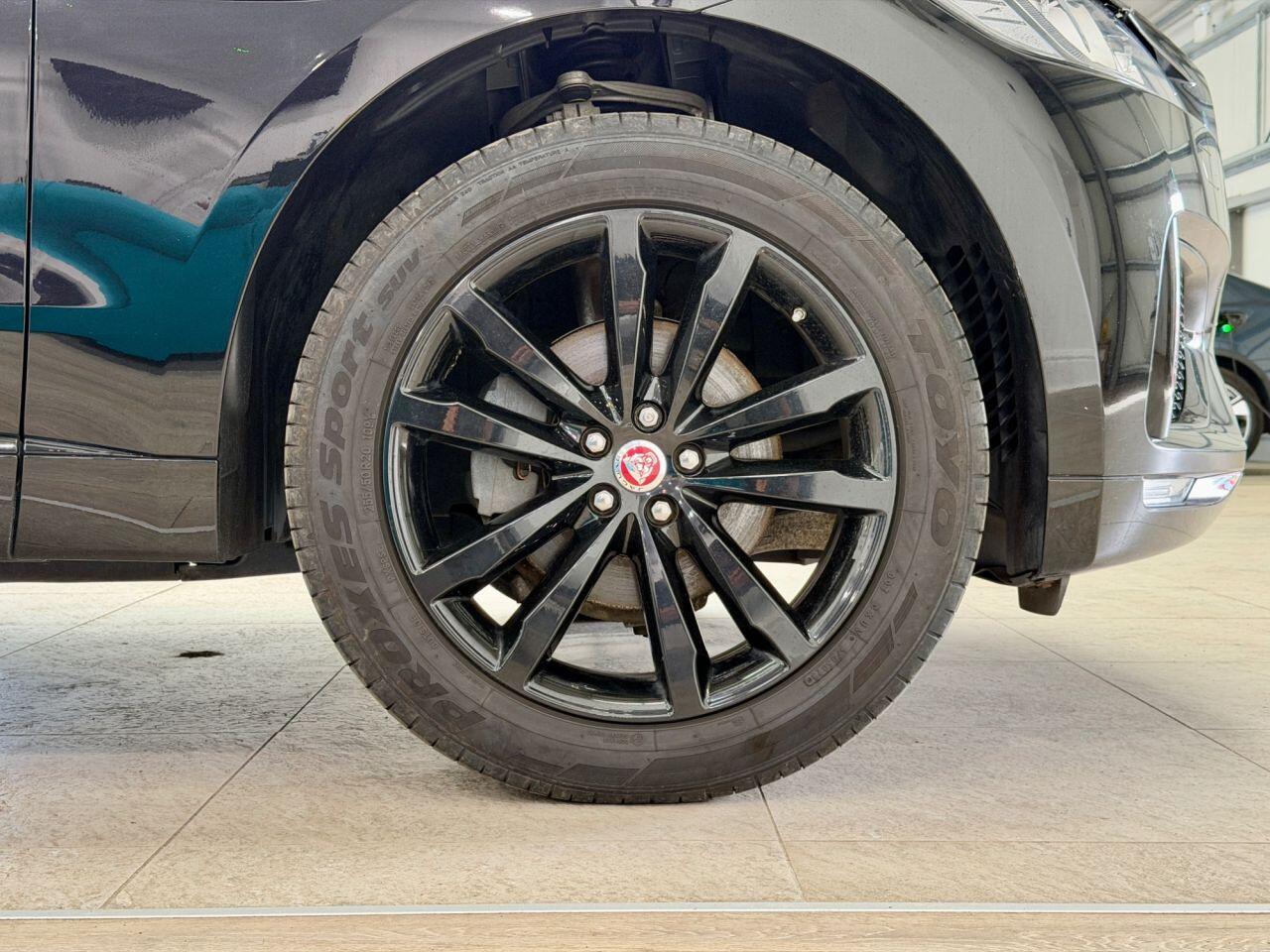 Jaguar F-Pace view 27