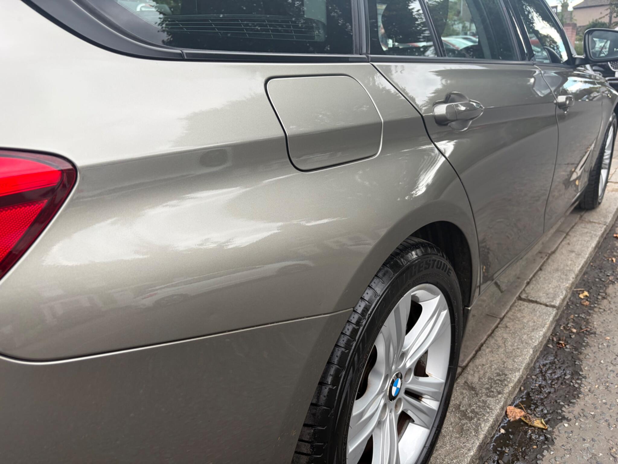 BMW 3 Series view 28