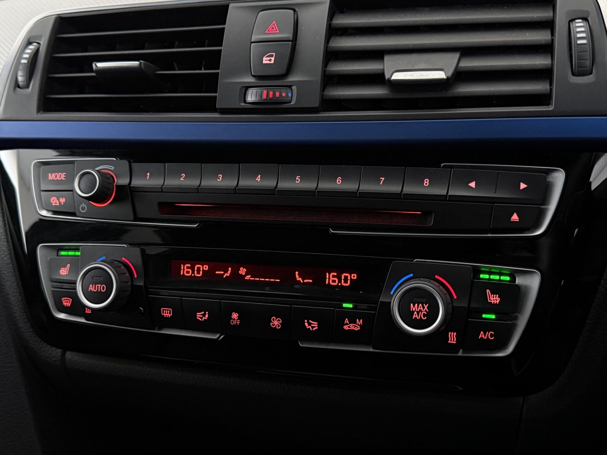 BMW 3 Series view 21