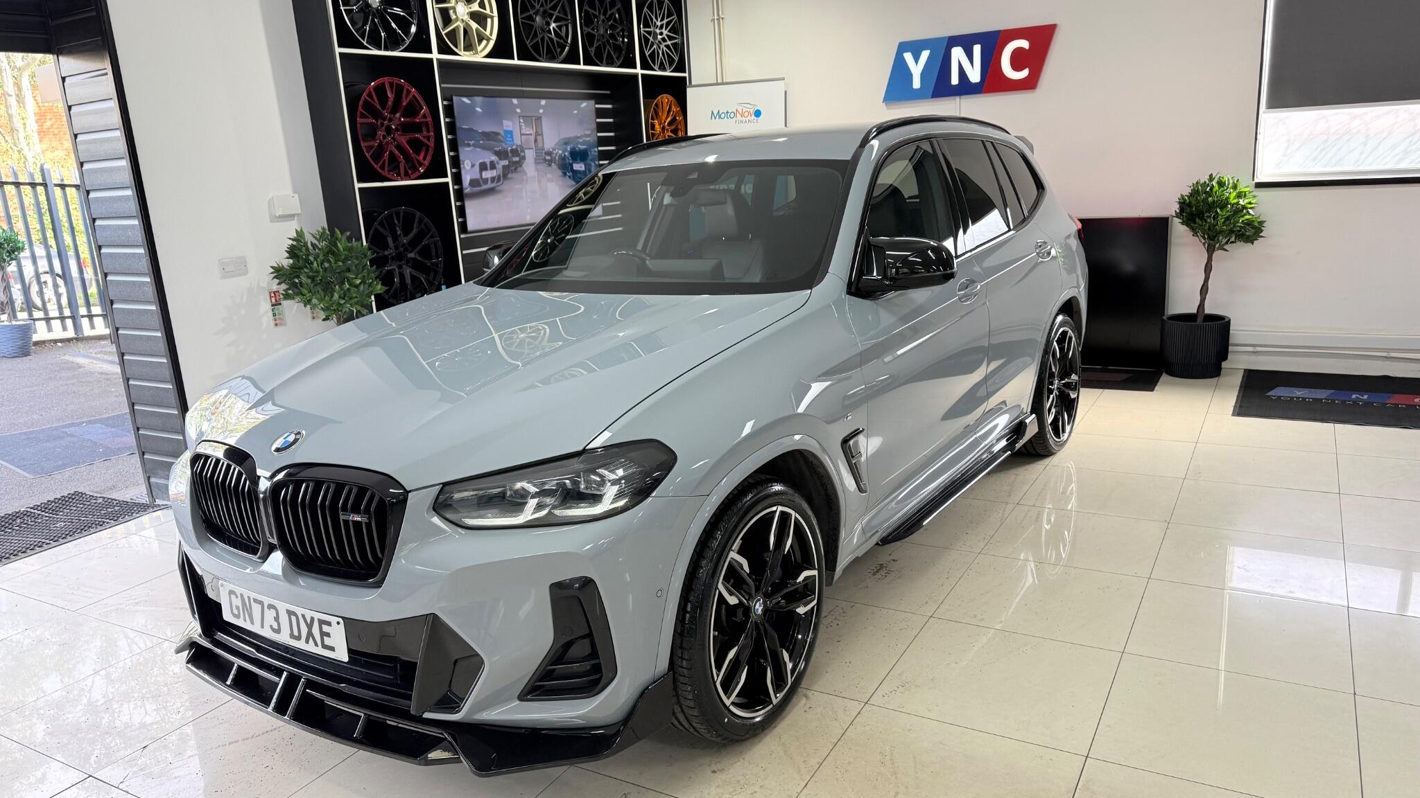 BMW X3 view 5
