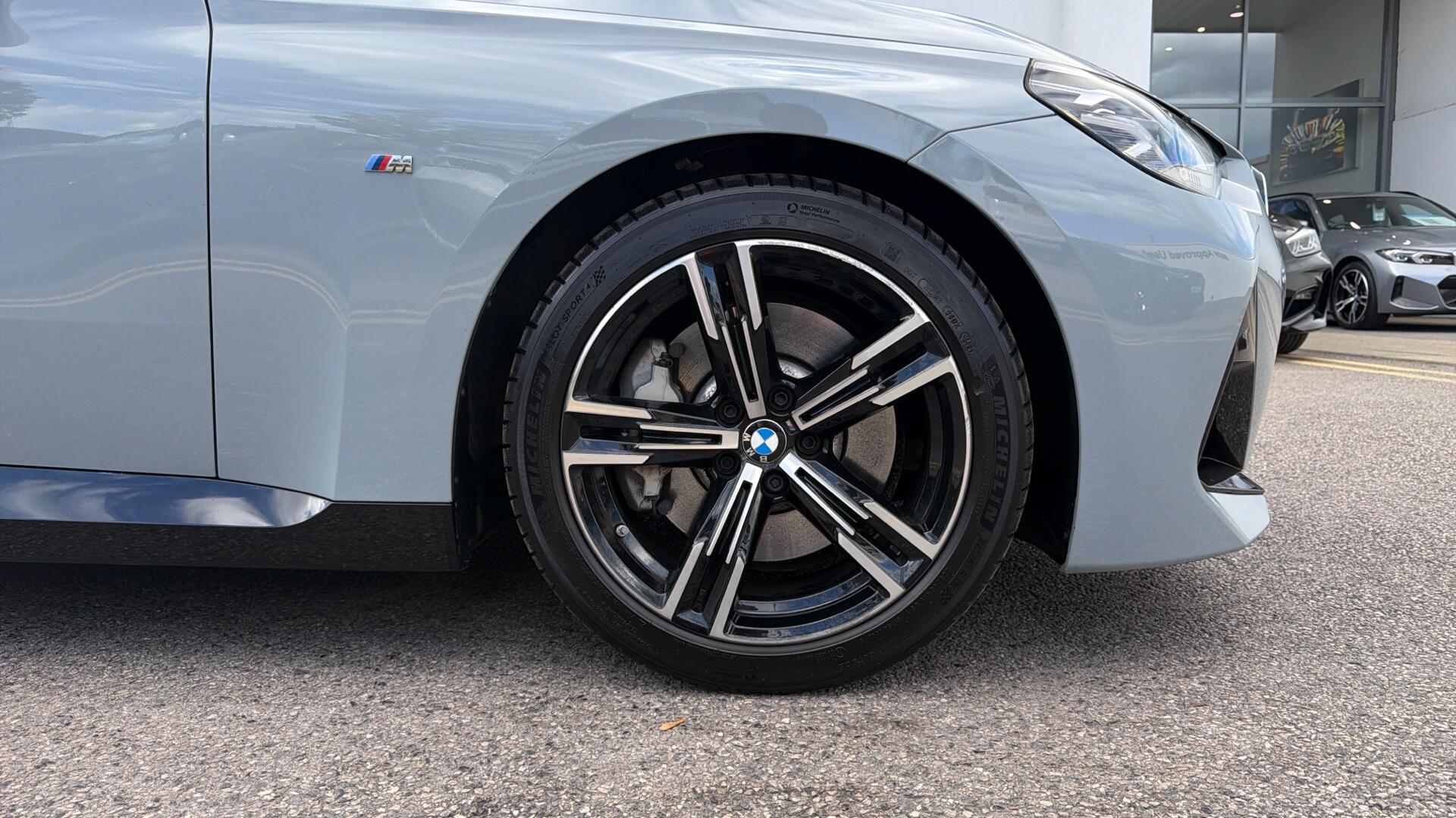 BMW 2 Series view 15