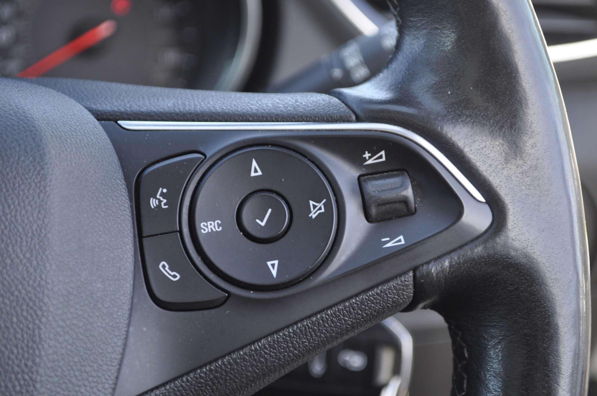 Vauxhall Grandland X view 21