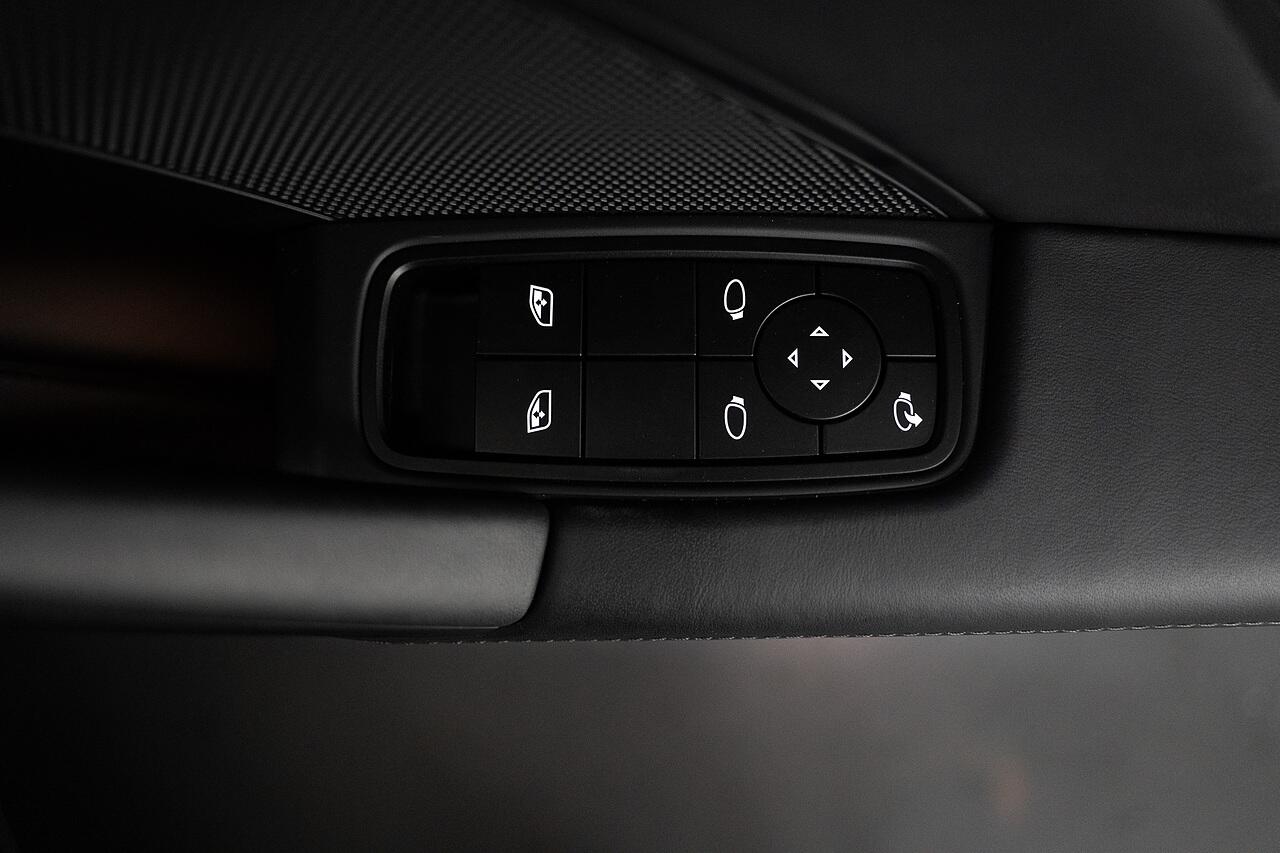 Porsche 911 view 21