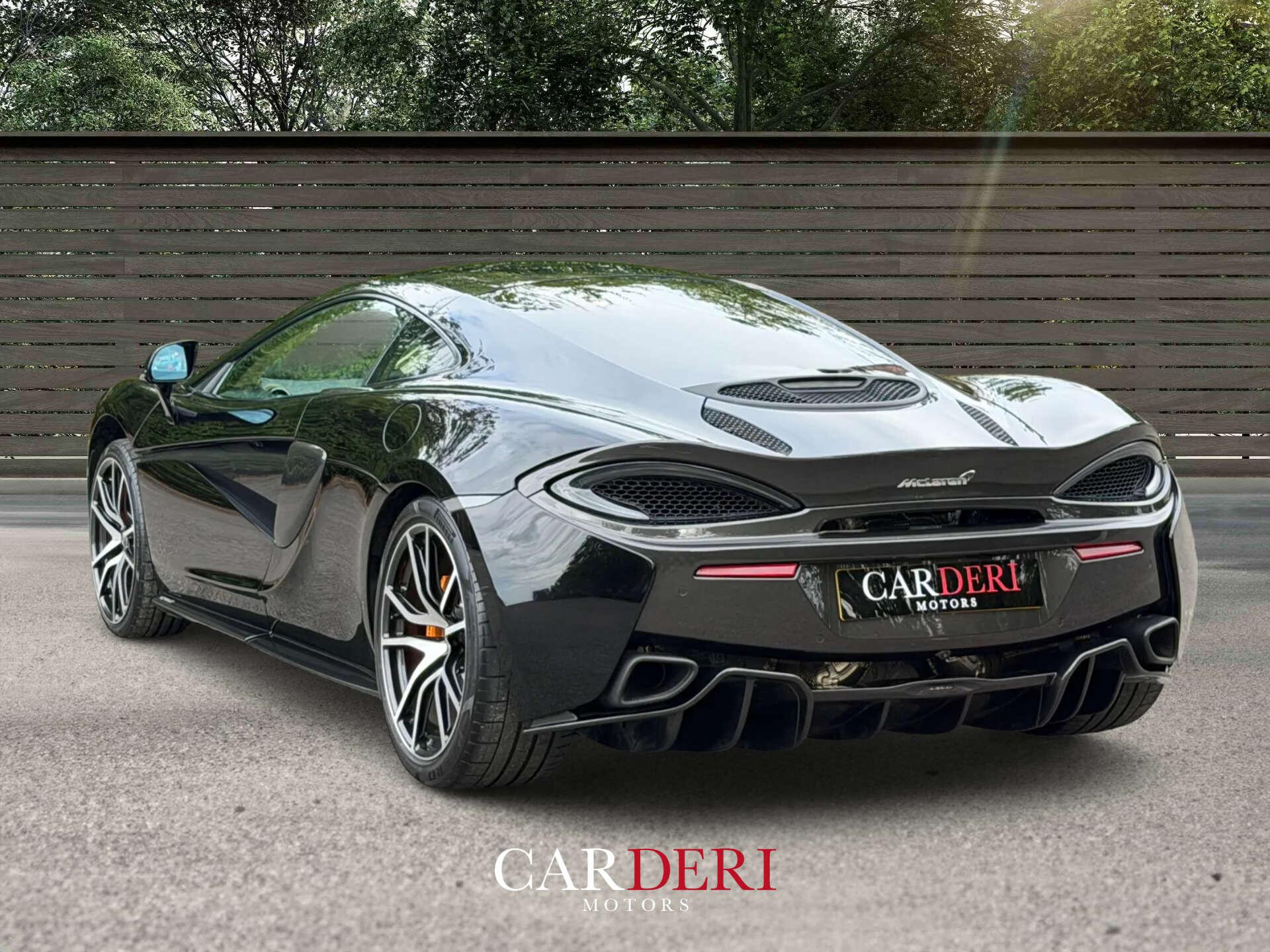 McLaren 570GT view 3