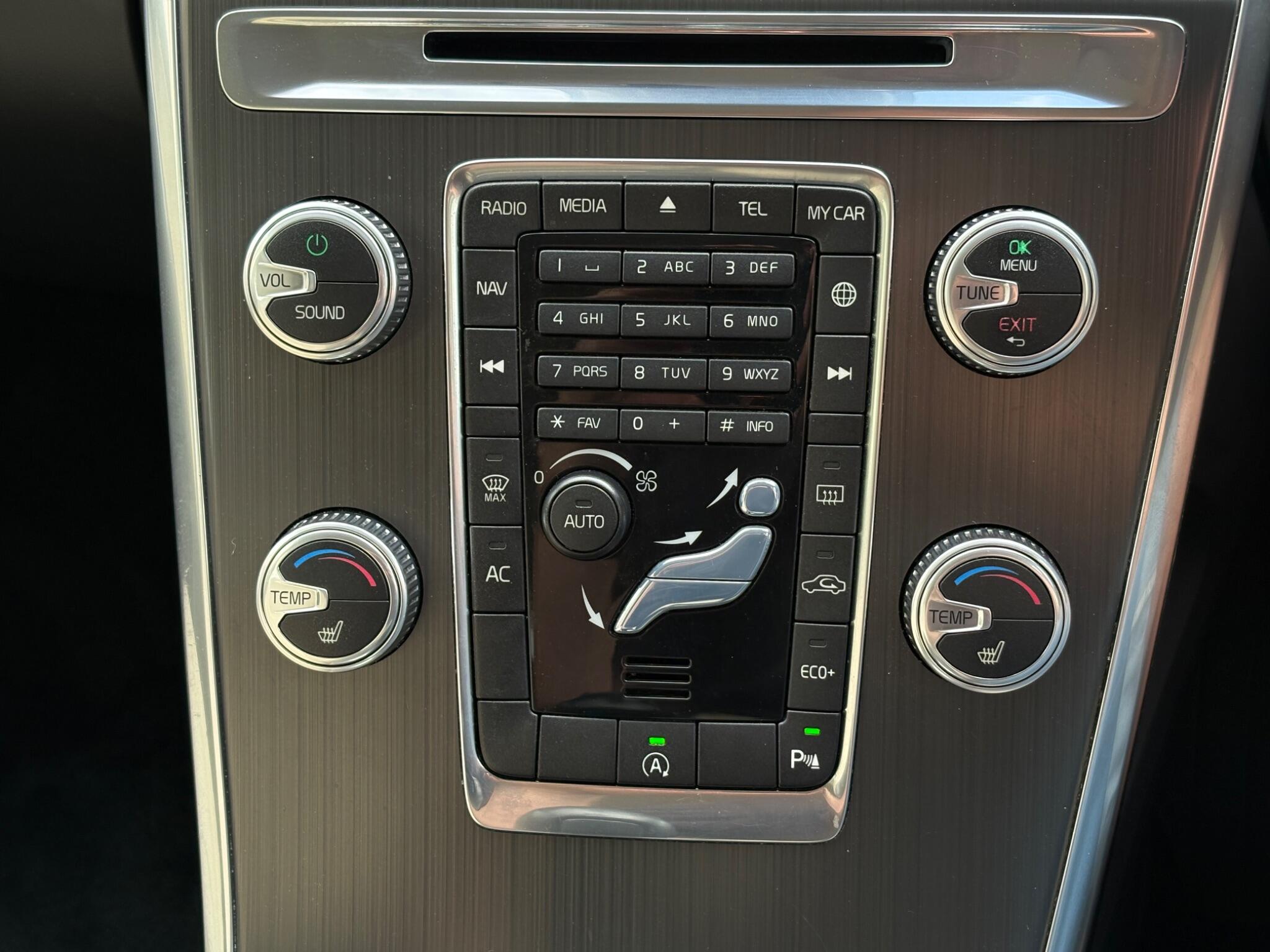 Volvo XC60 view 34