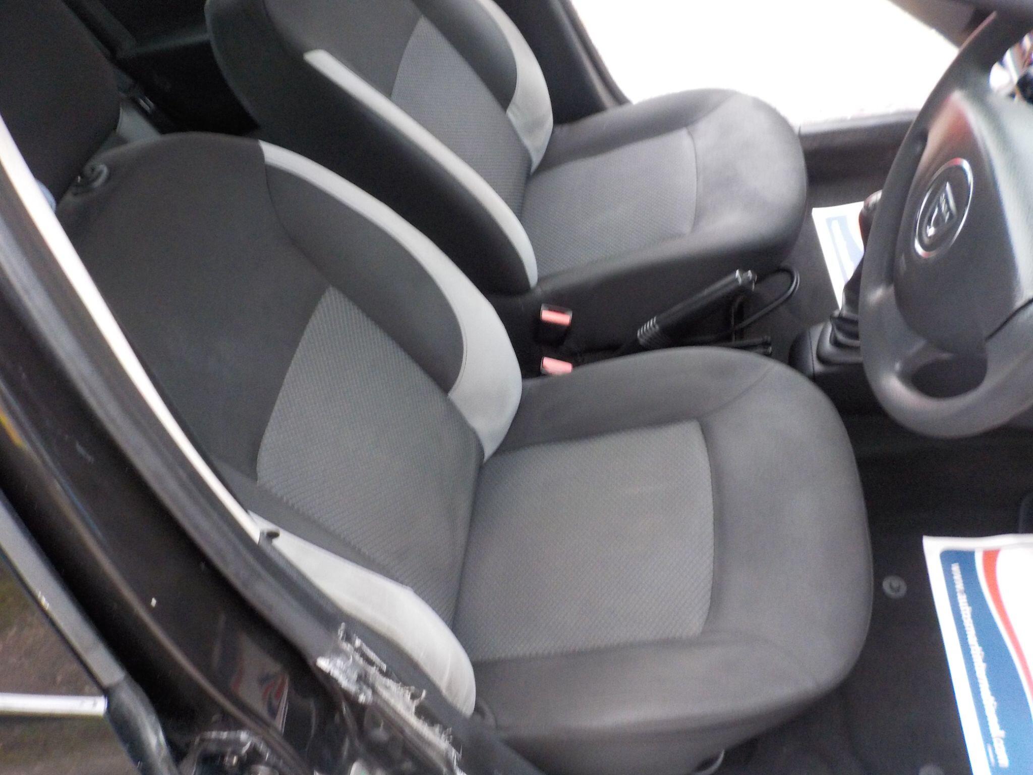 Dacia Logan MCV 1.2 Ambiance Euro 5 5dr