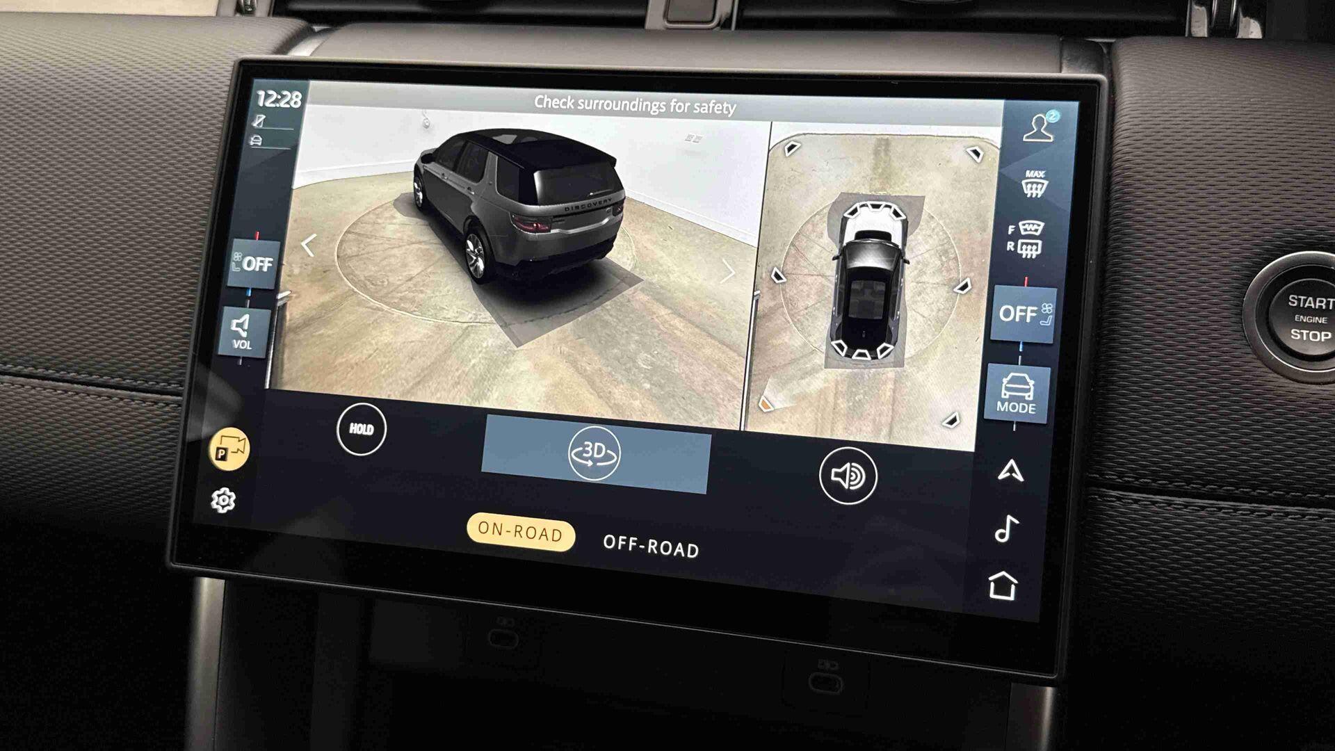 Land Rover Discovery Sport view 12