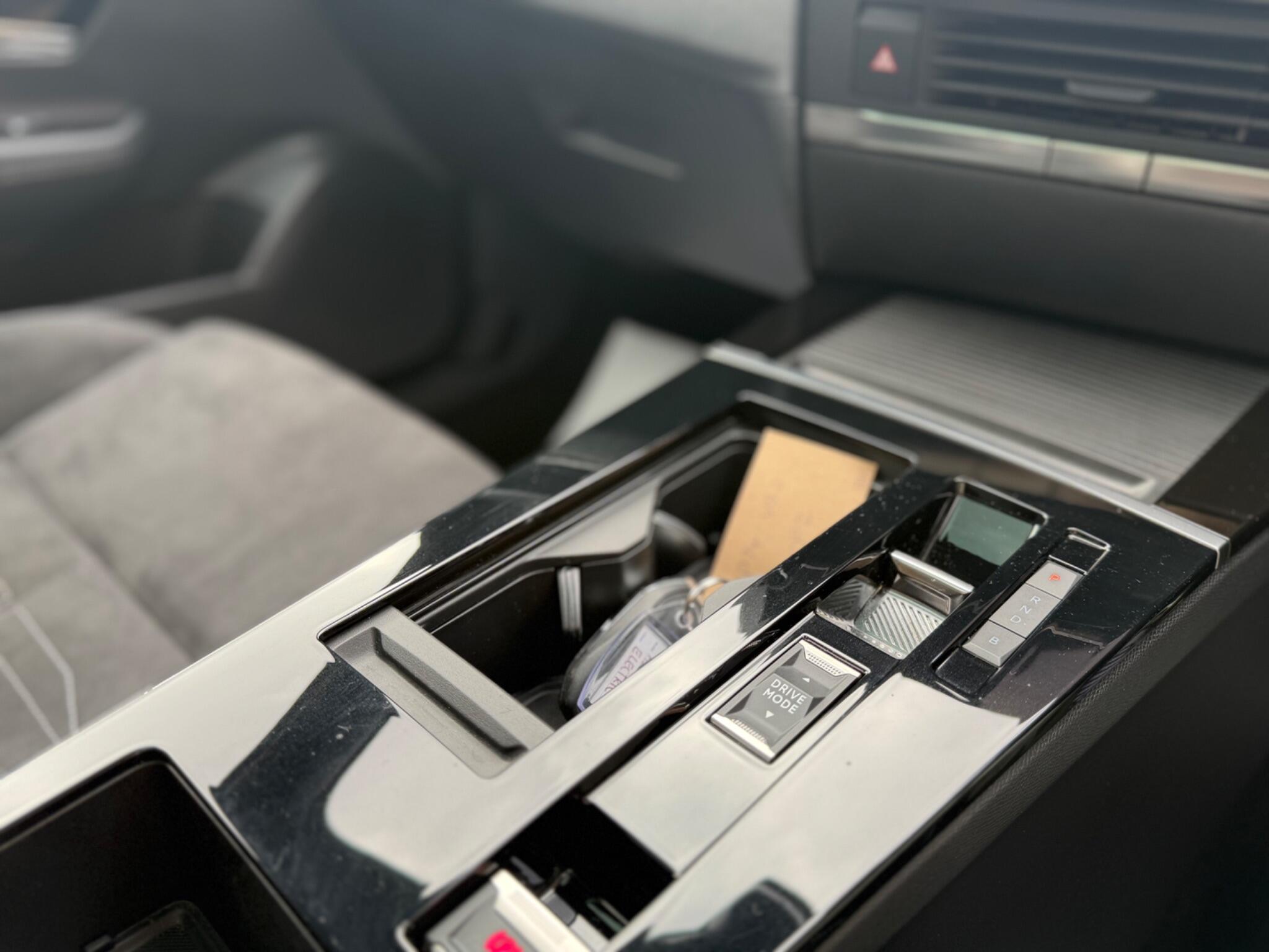 Vauxhall Astra Electric view 47